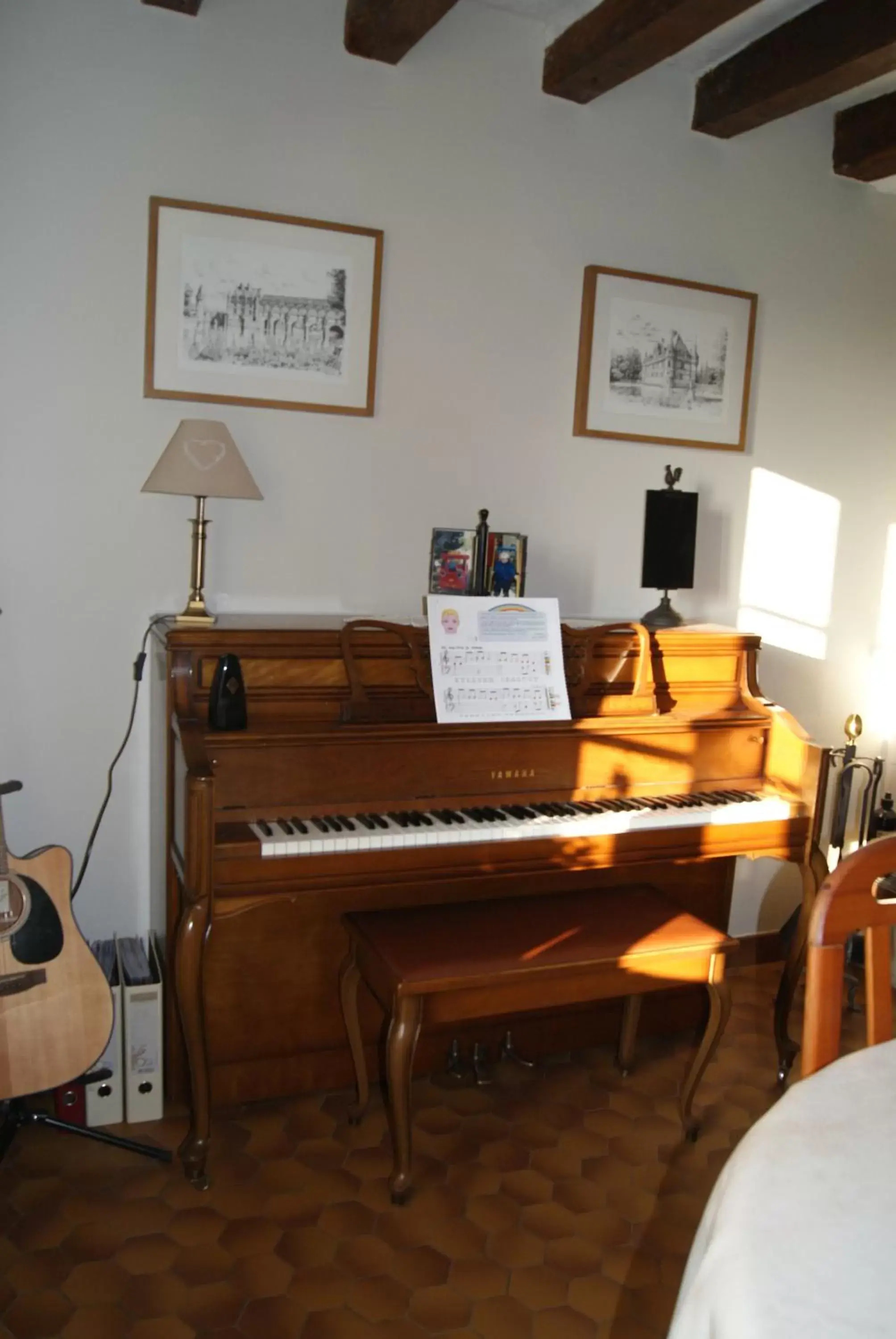 Dining area in La Bihourderie