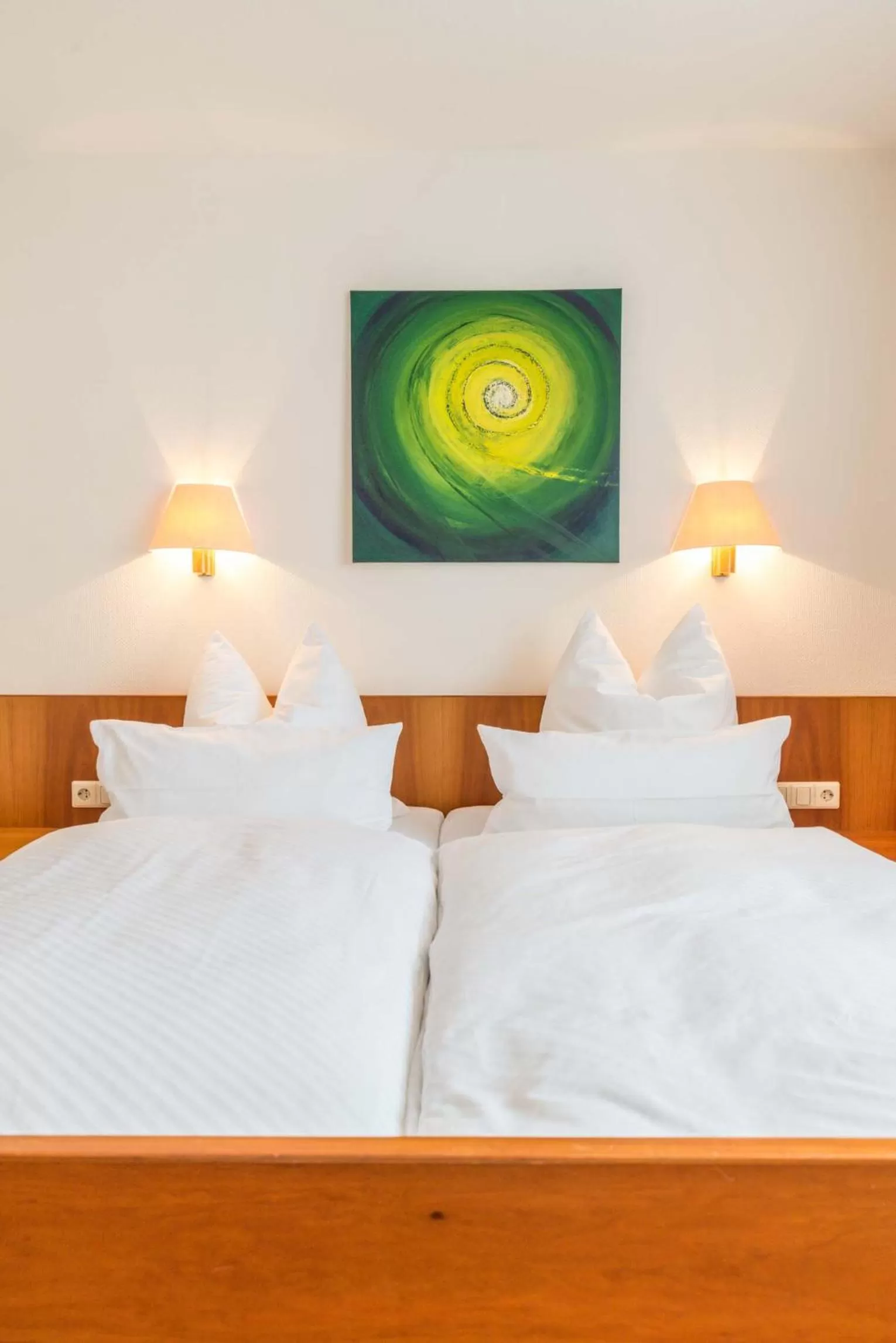 Photo of the whole room, Bed in Mayers Waldhorn - zwischen Reutlingen und Tübingen