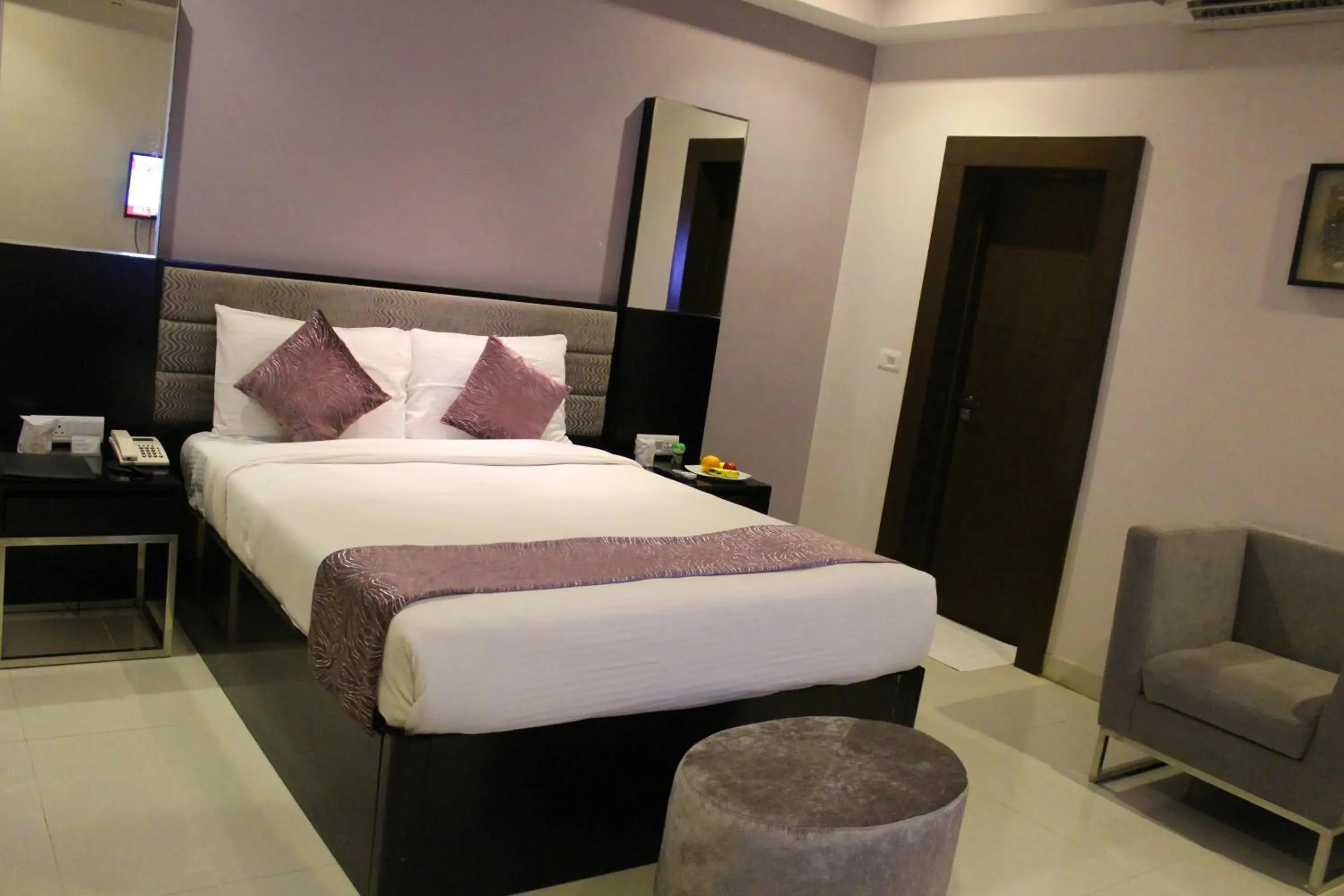 Bedroom, Bed in Regenta Resort Bhuj