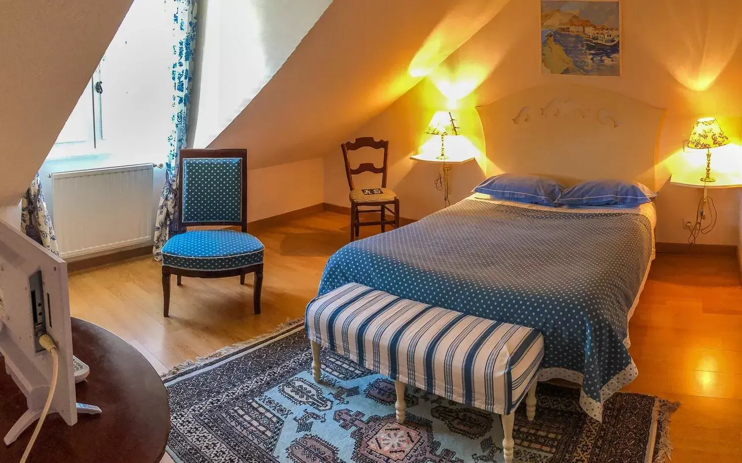 Photo of the whole room, Bed in Le Peyret