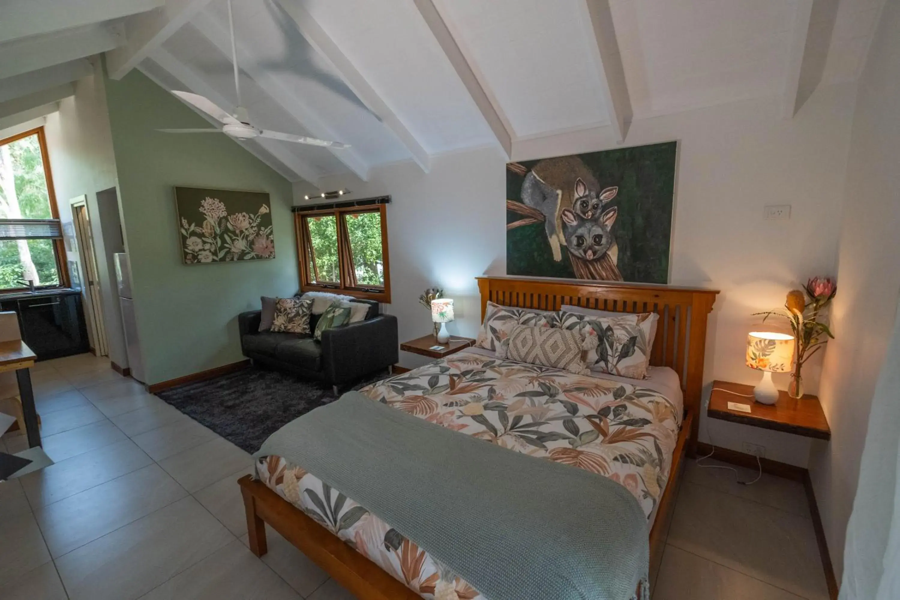 Bed in Airlie Beach Eco Cabins - Adults Only