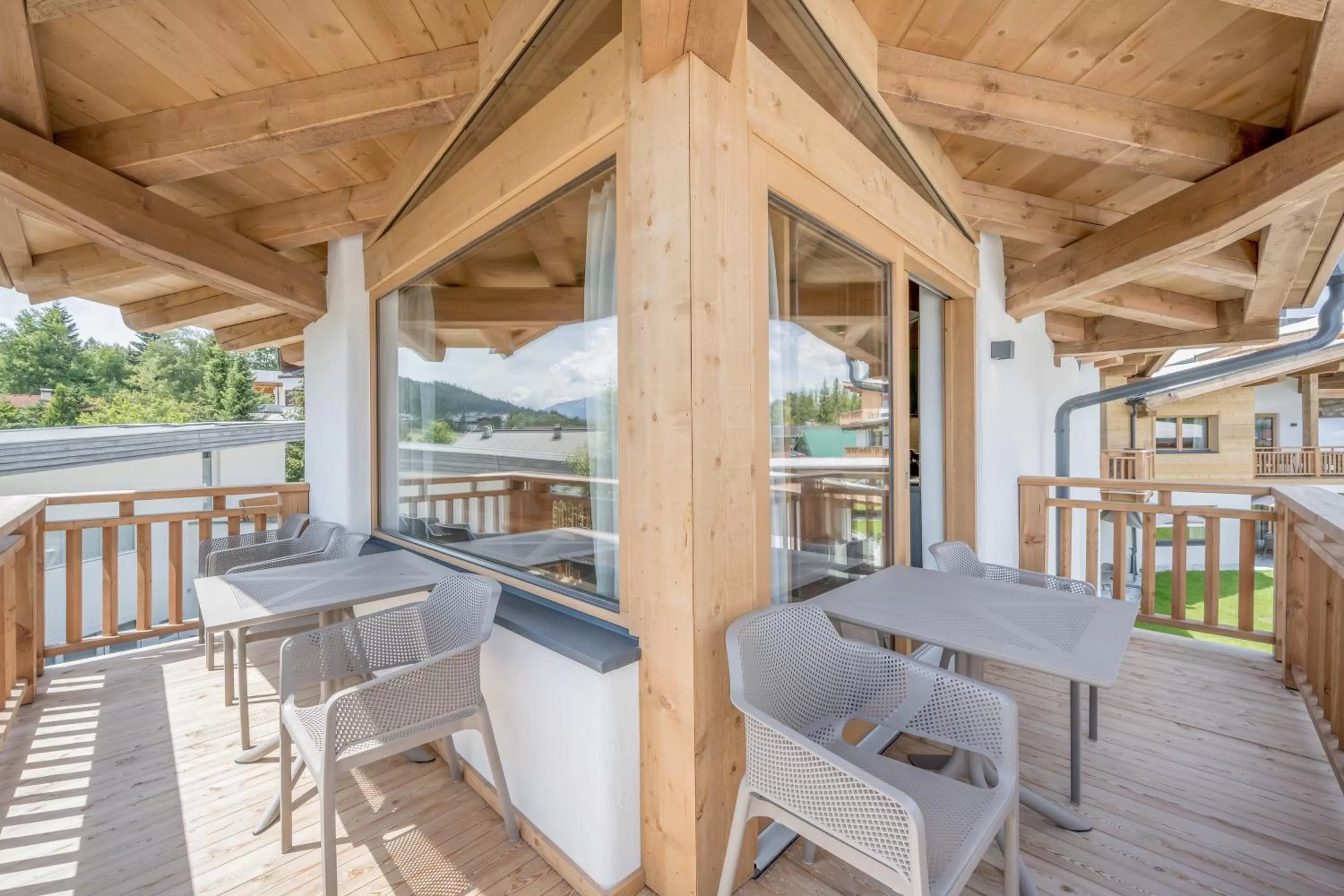 Balcony/Terrace in AlpenParks Chalet & Apartment Alpina Seefeld