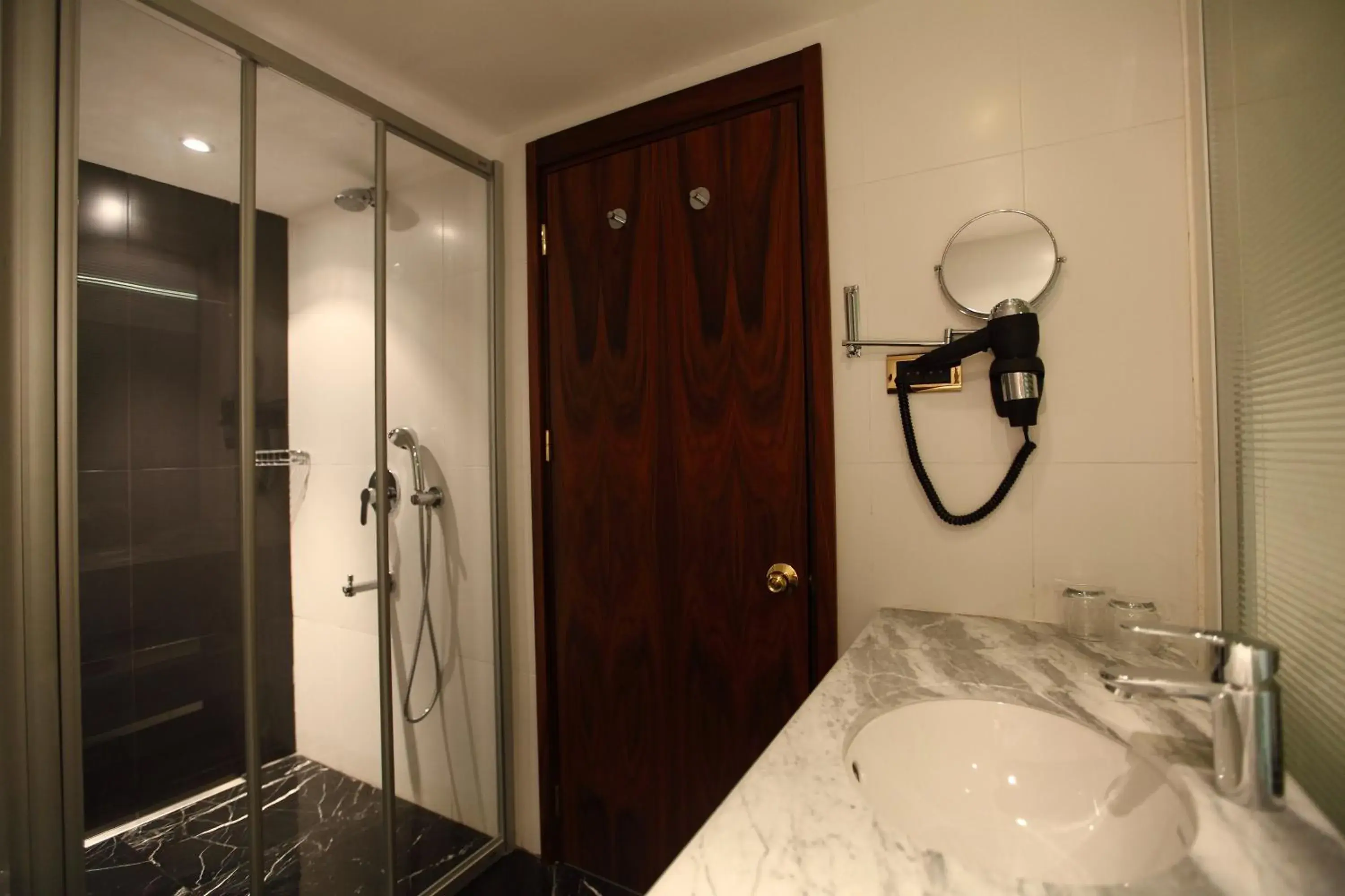 Bathroom in Victory Hotel & Spa Istanbul