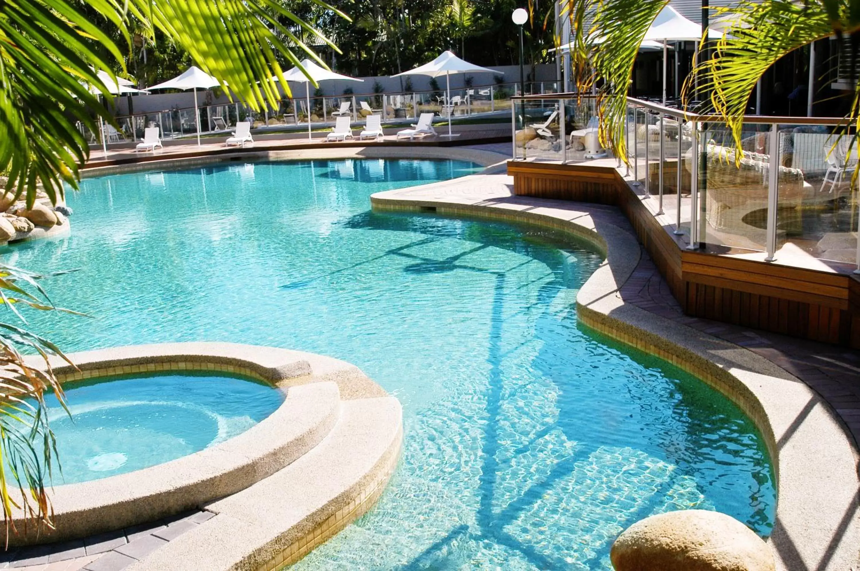 Swimming Pool in Mercure Townsville