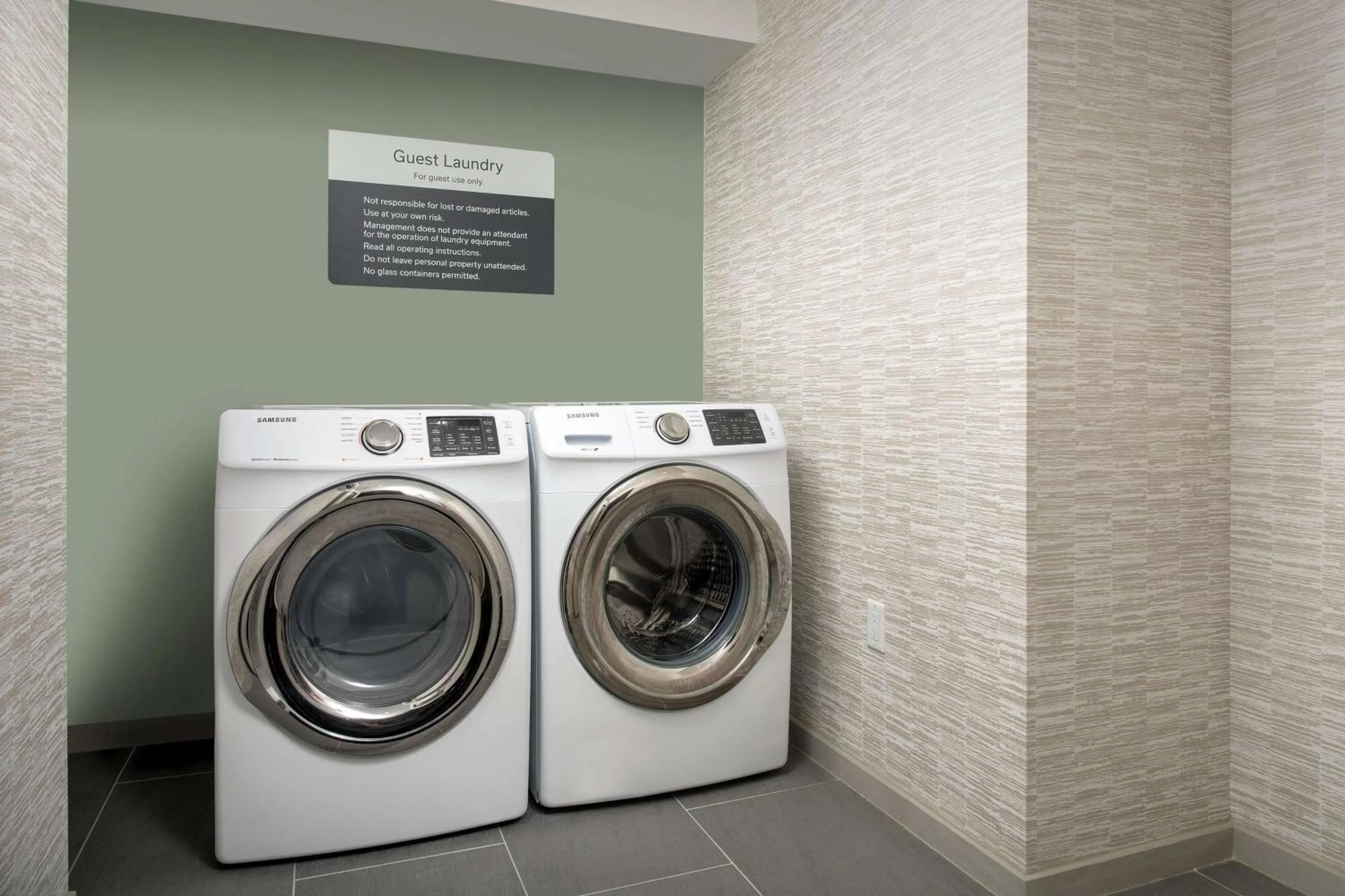 Property building in Hilton Garden Inn Miami Brickell South