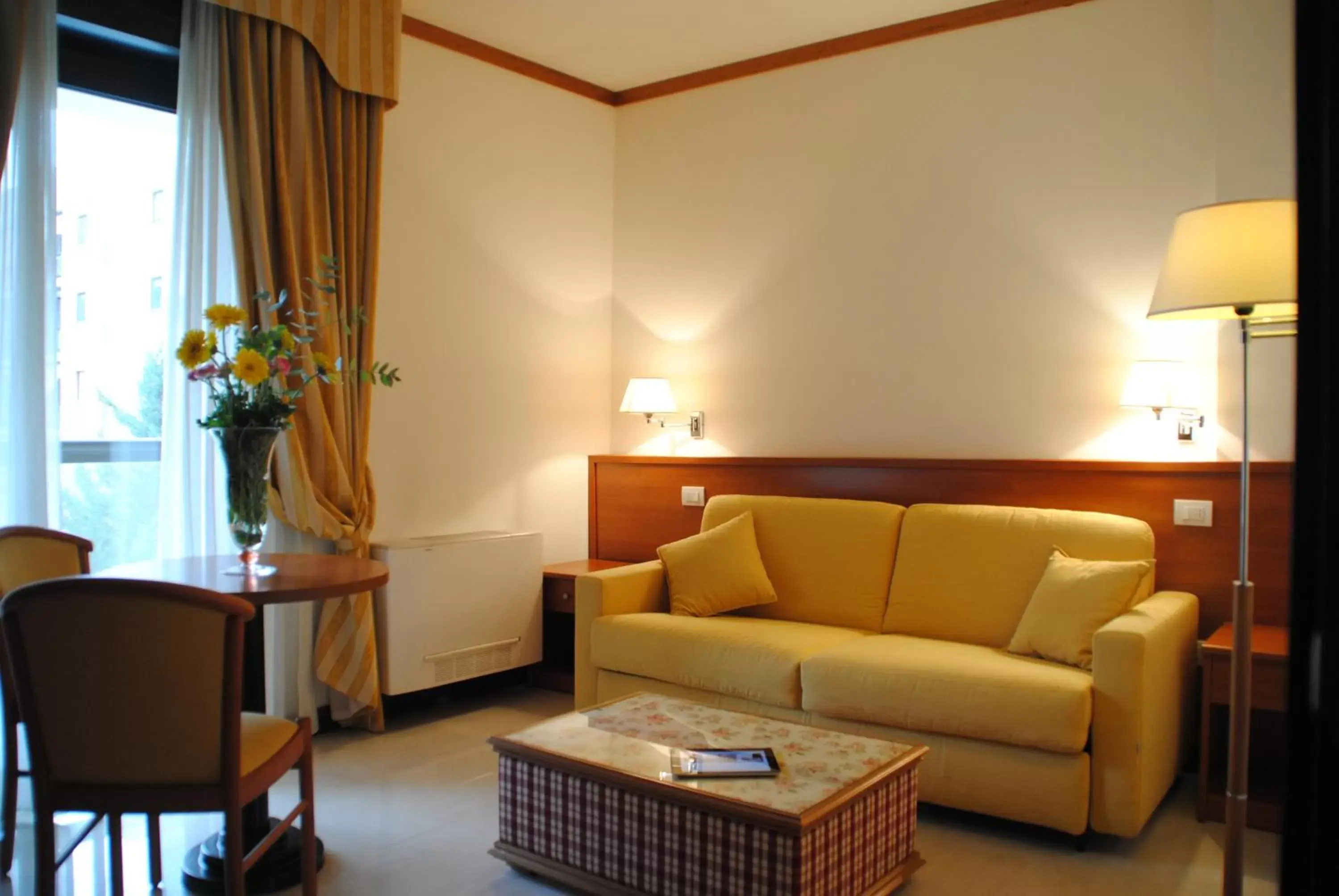 Photo of the whole room, Seating Area in Hotel Residence Federiciano