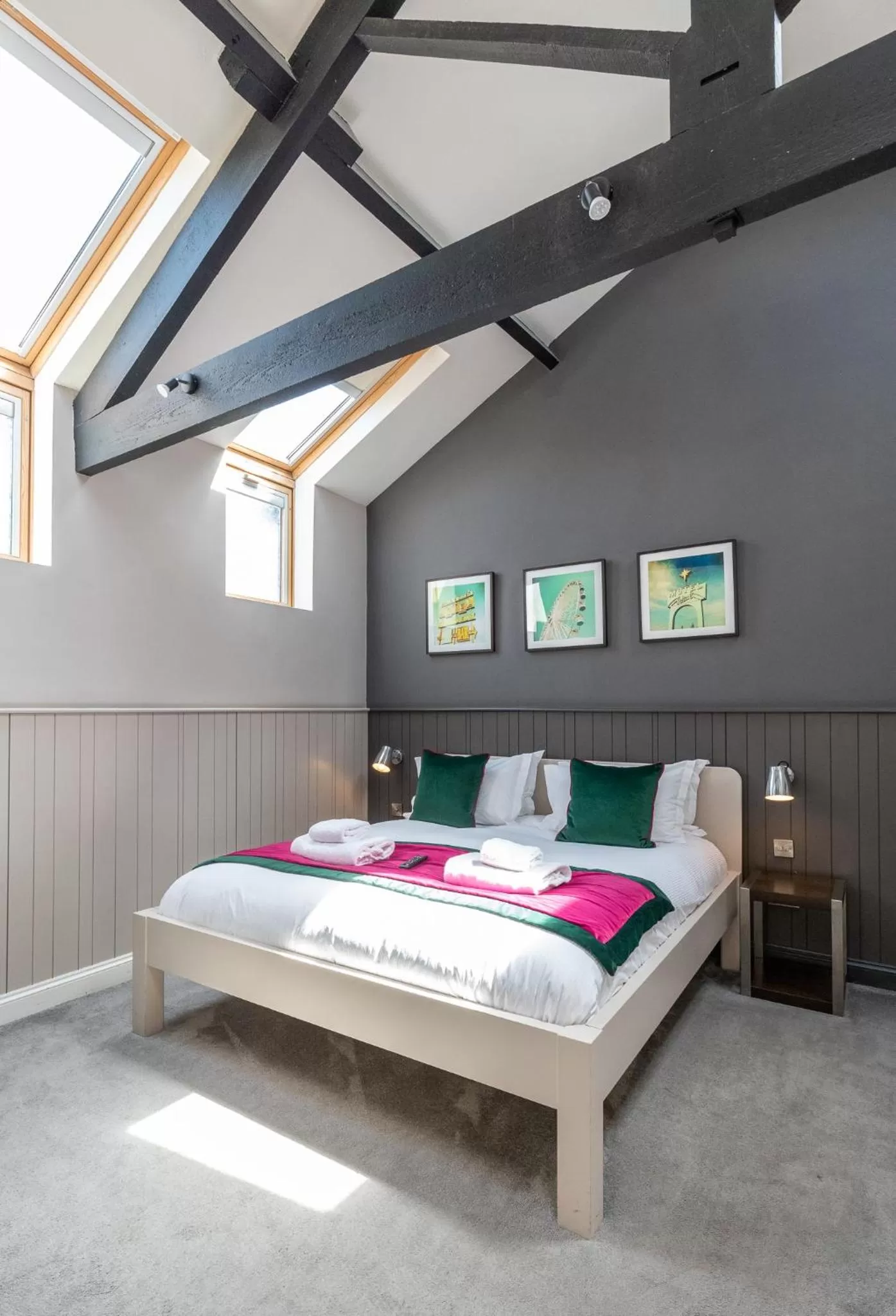 Bed in The Lawrance Luxury Aparthotel - York