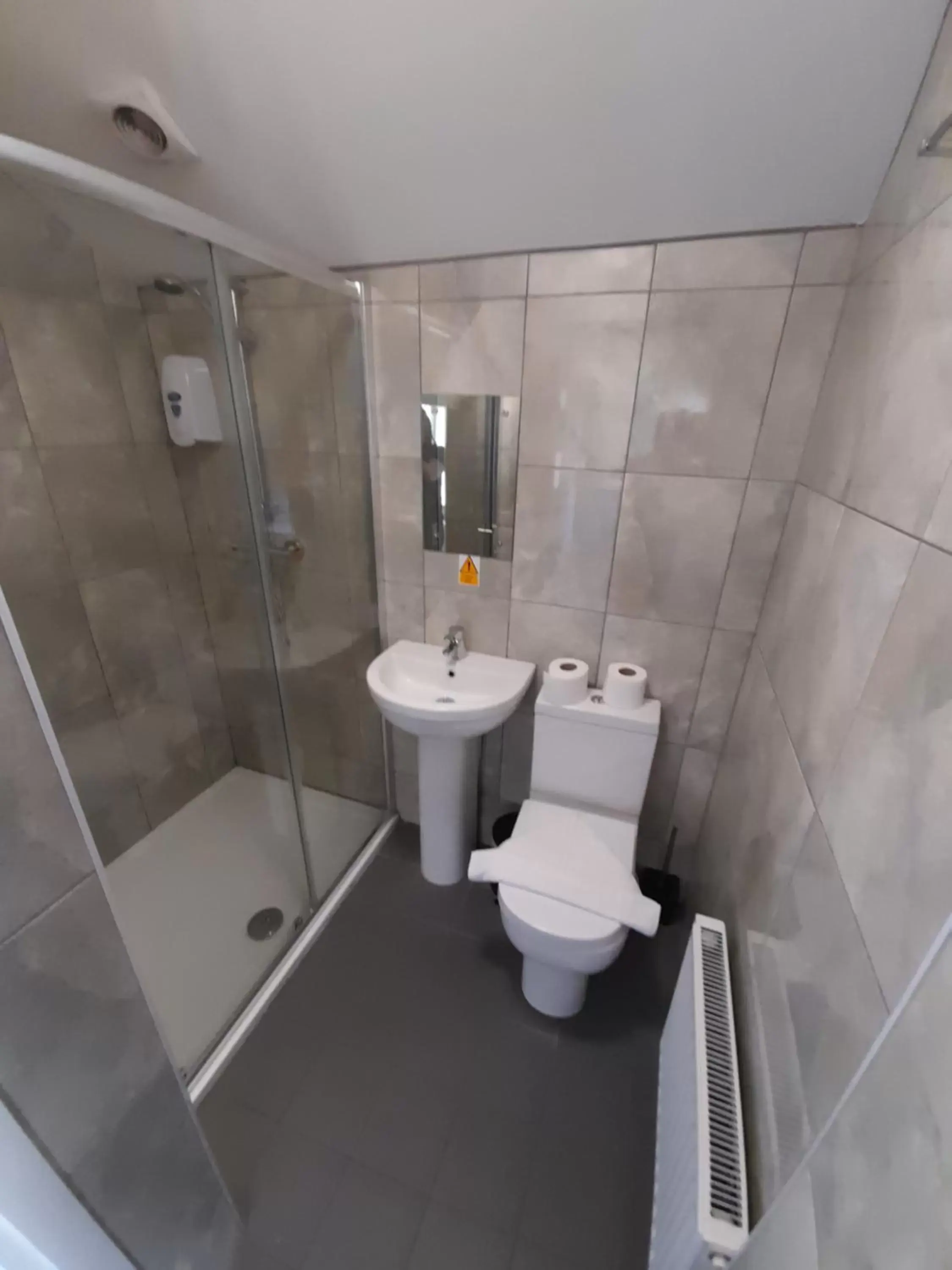 Two-Bedroom Apartment in Potbank Two-Bedroom Apartment in Potbank