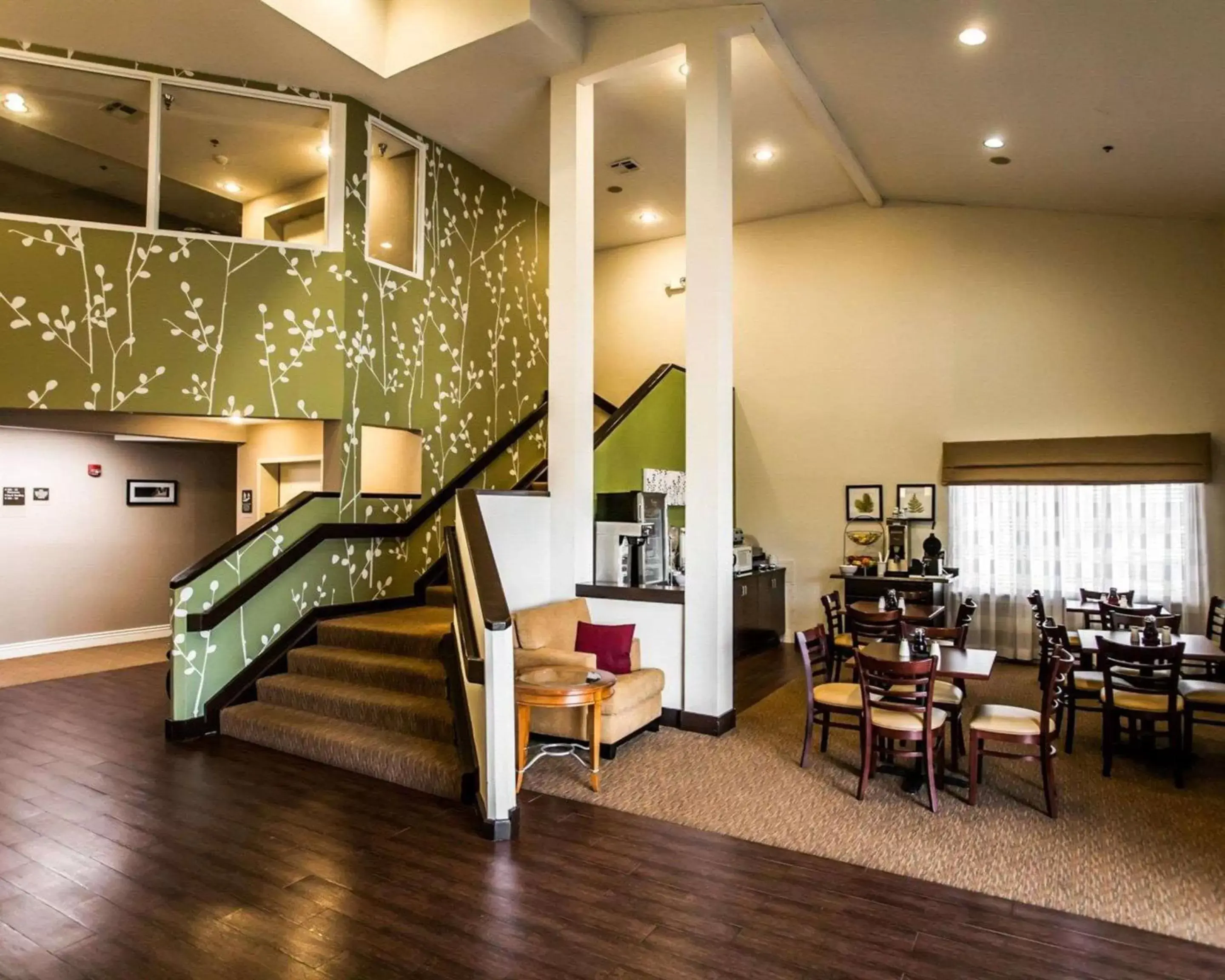 Lobby or reception, Restaurant/Places to Eat in Sleep Inn Slidell