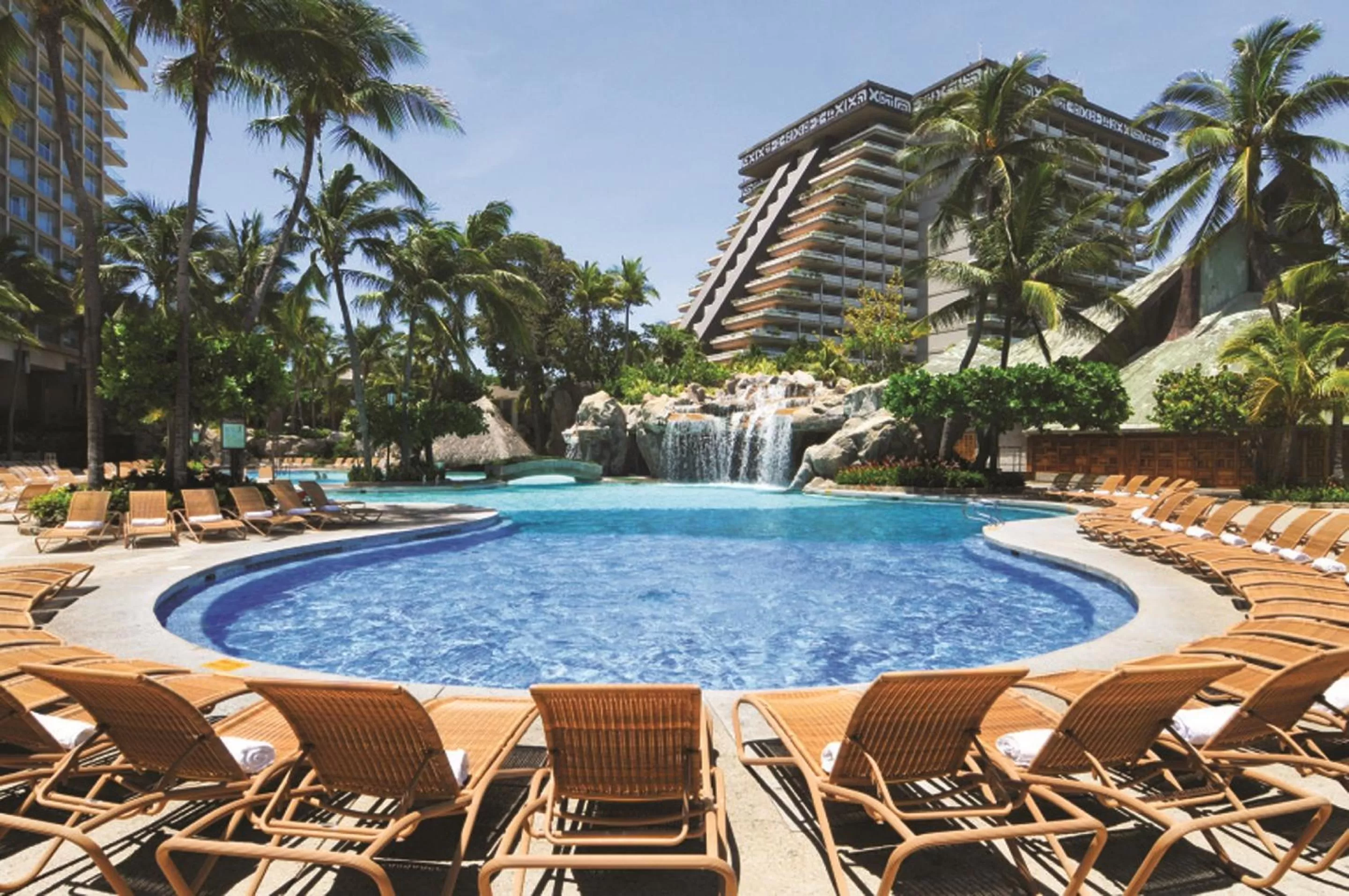 Swimming pool in Princess Mundo Imperial Riviera Diamante Acapulco