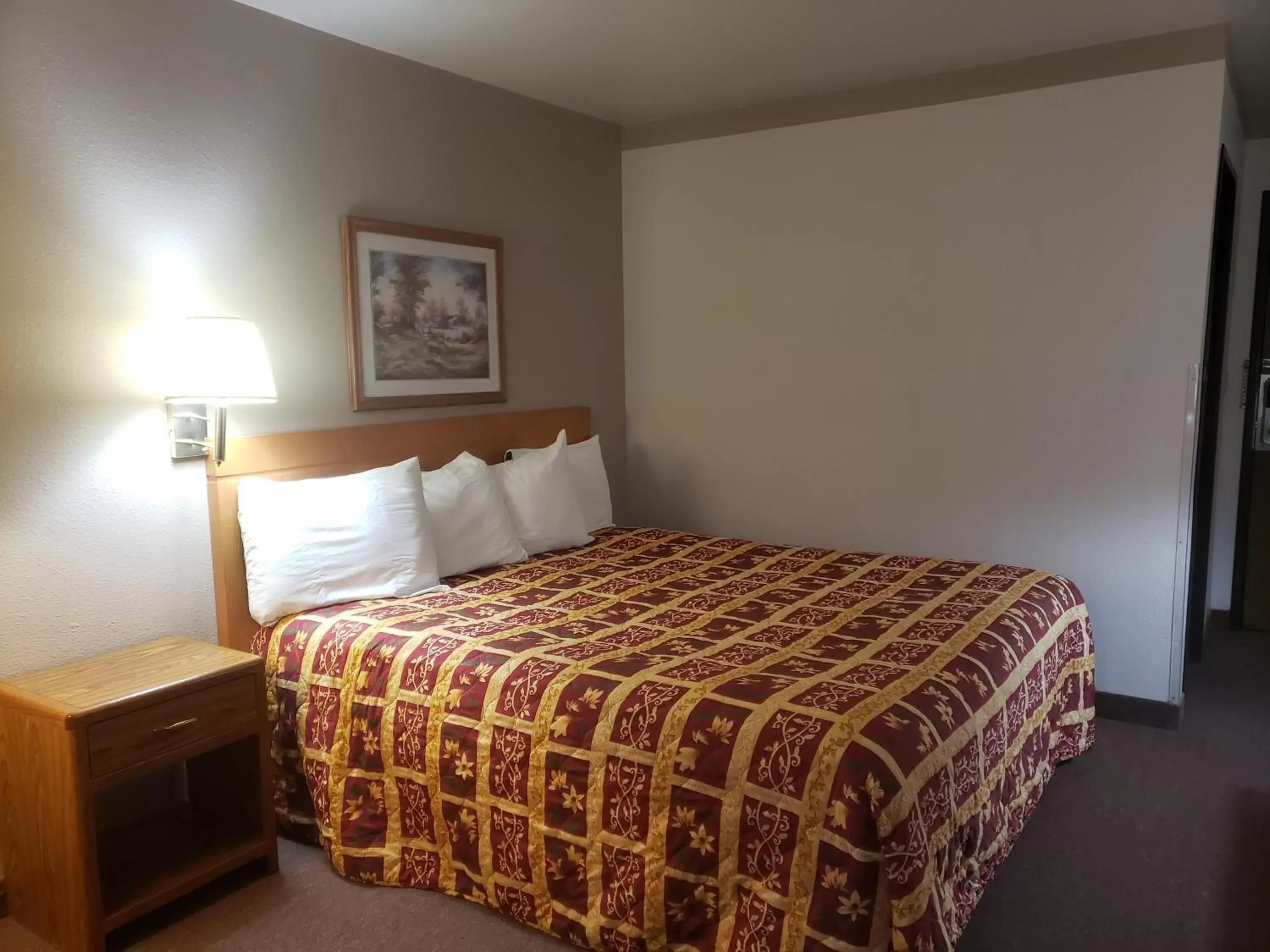 Bedroom, Bed in STAY INN Burlington
