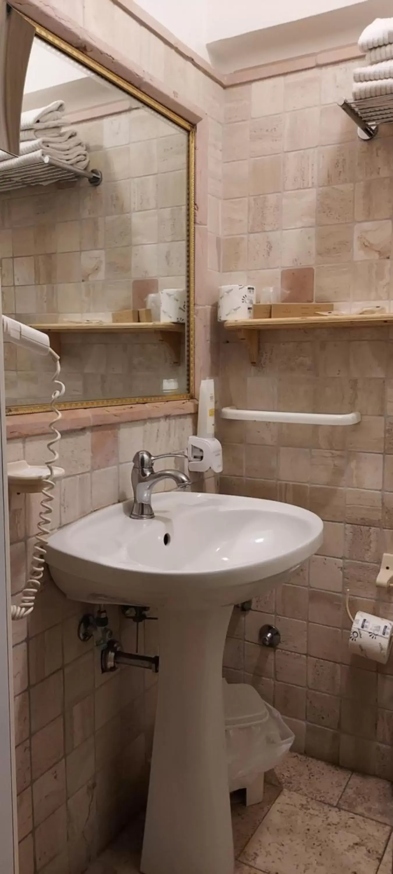 Shower, Bathroom in UNICA Assisi agri-charming house