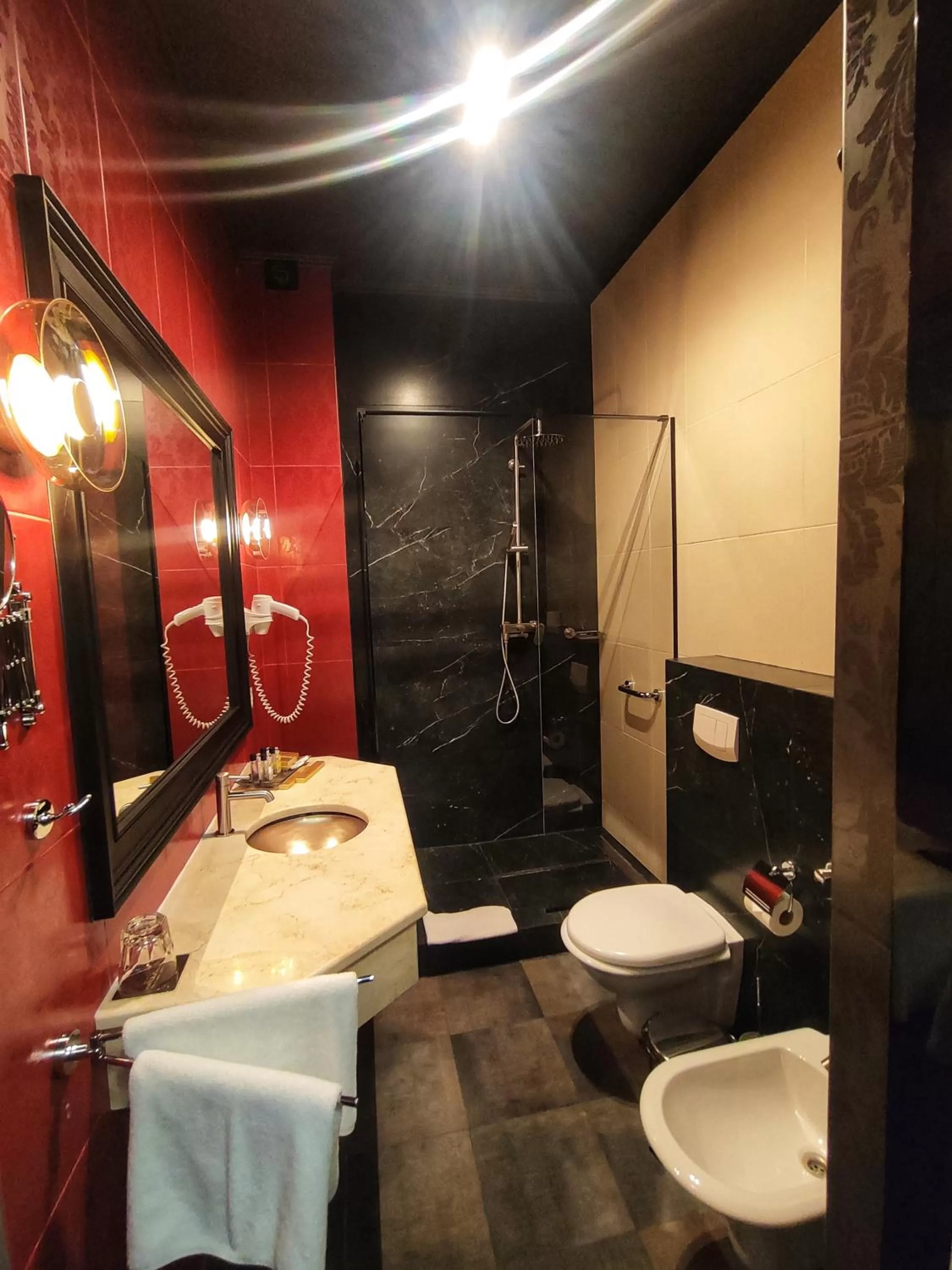 Weekend Boutique Hotel