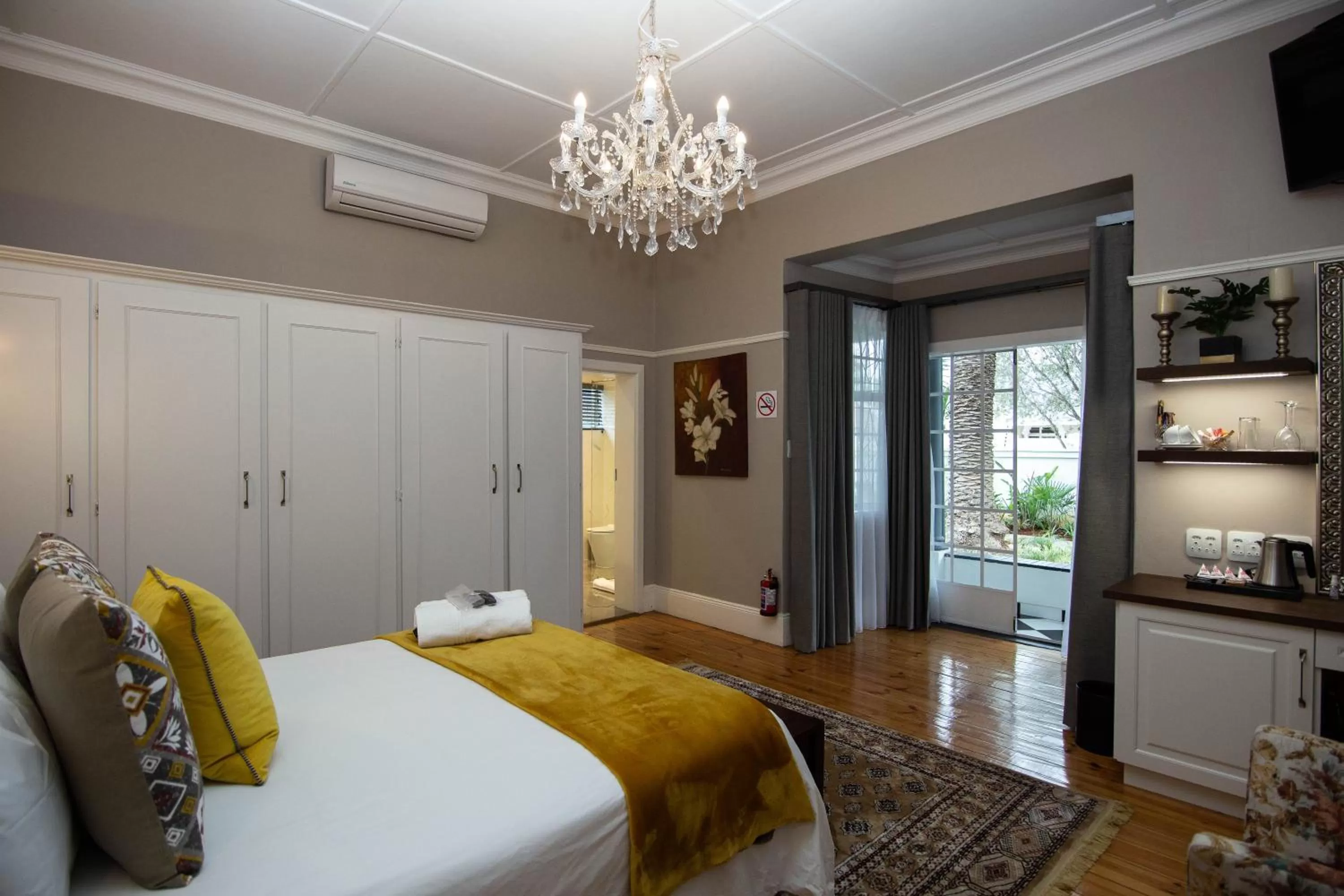 Bed in Milner House Kimberley