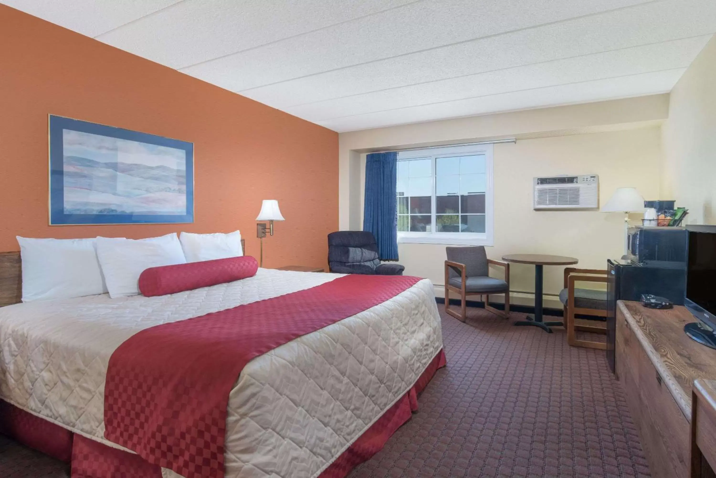 Photo of the whole room in Days Inn by Wyndham Minot