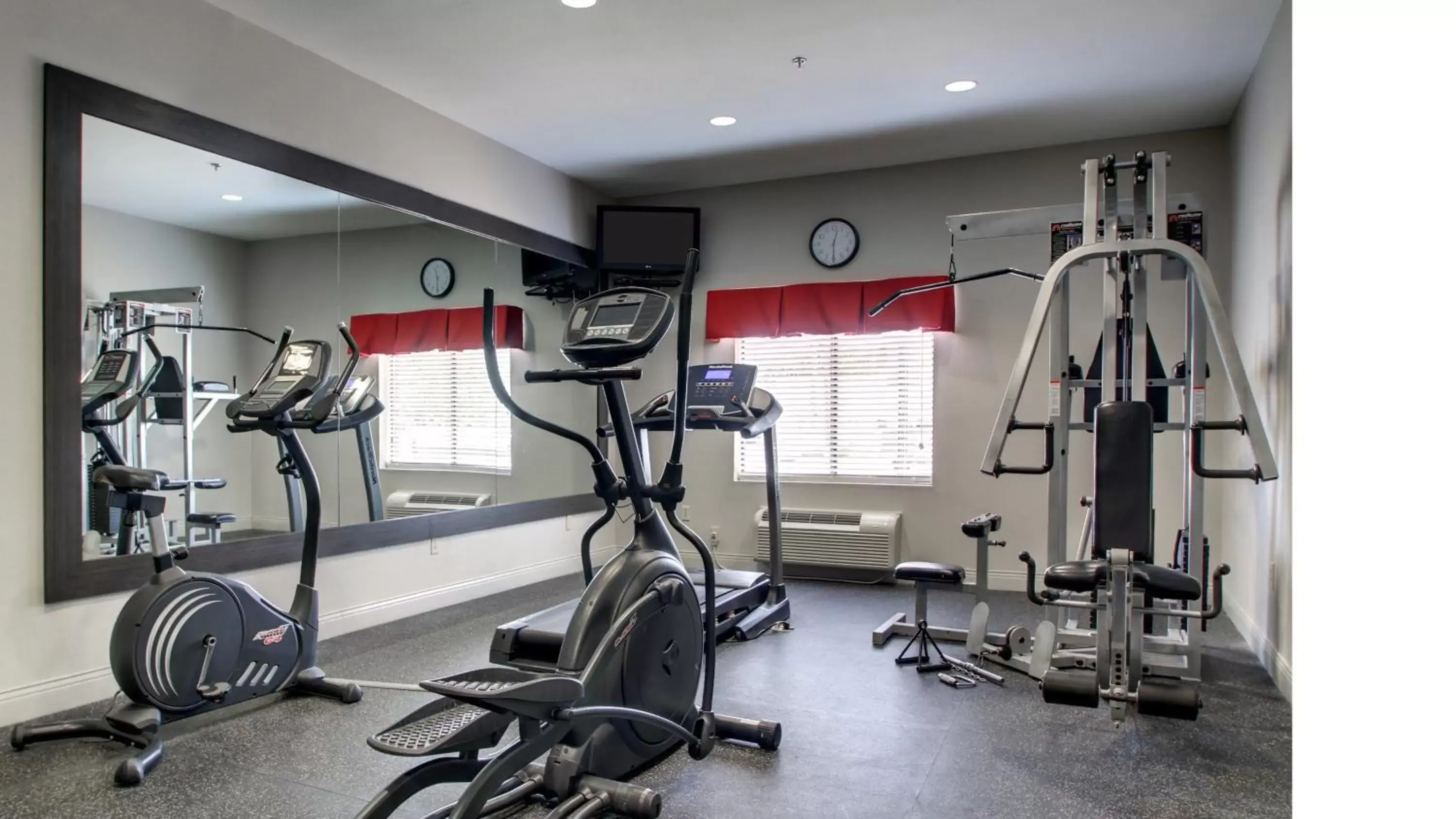 Fitness centre/facilities, Fitness Center/Facilities in Holiday Inn Express Hotel & Suites Meridian, an IHG Hotel