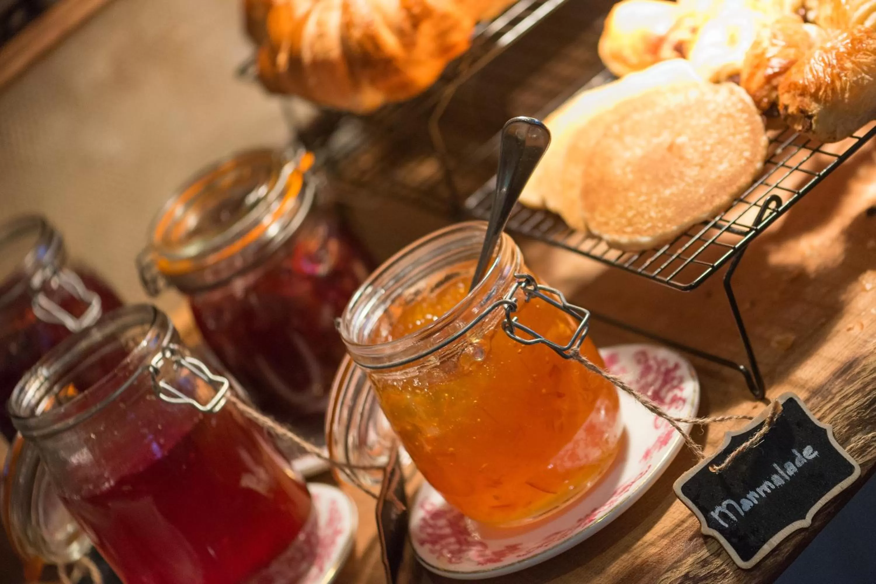 Food and drinks in The Crown Manor House Hotel