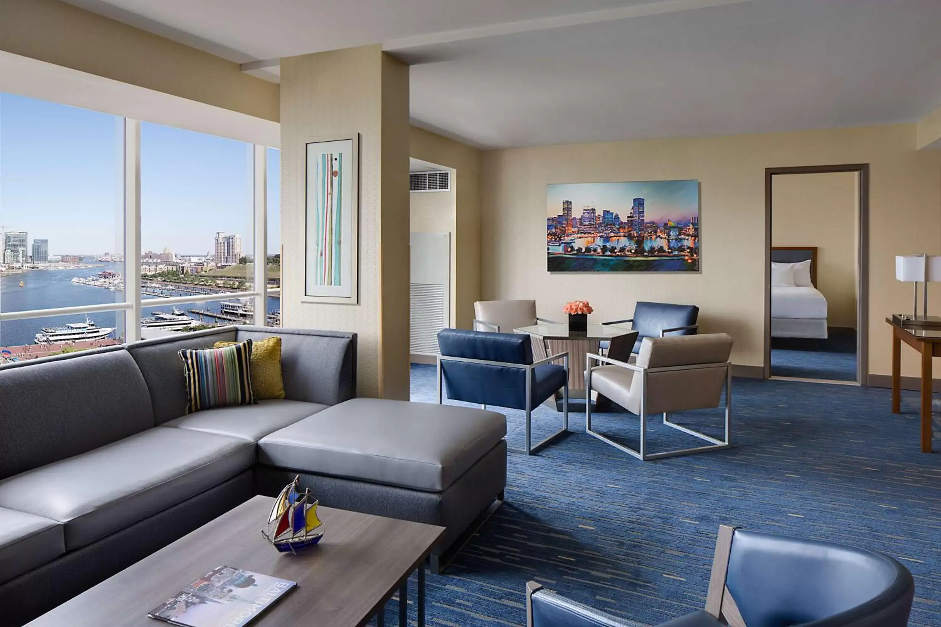 Photo of the whole room, Seating Area in Hyatt Regency Baltimore