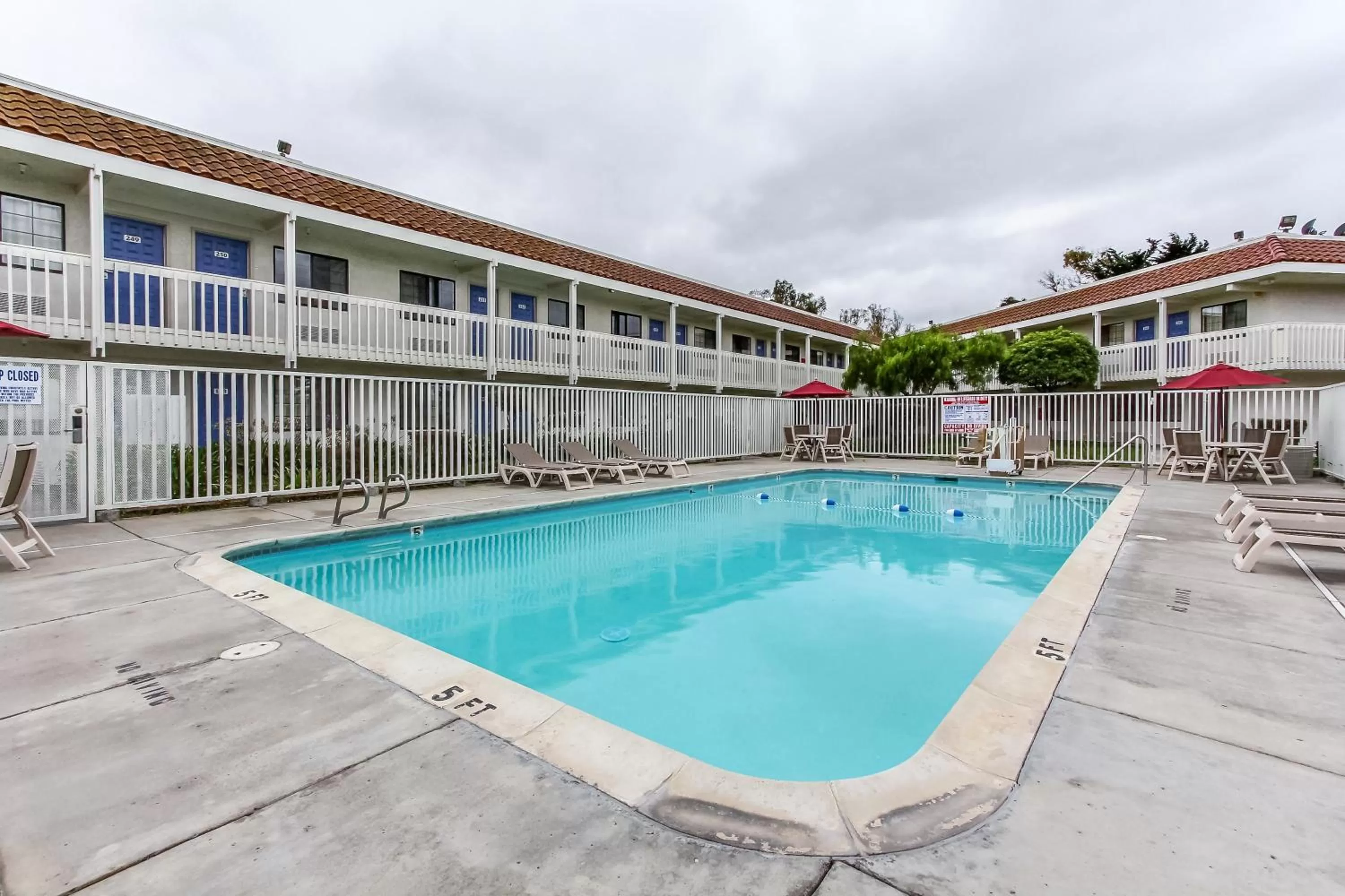 Swimming pool in Motel 6-Salinas, CA - North Monterey Area