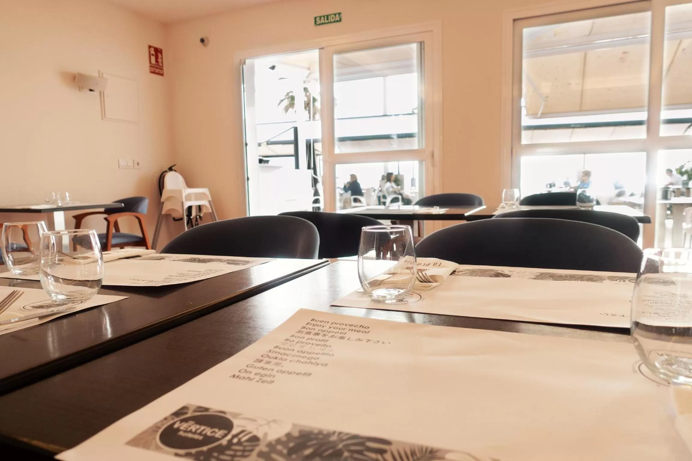 Restaurant/places to eat in Hotel Vértice Chipiona Mar