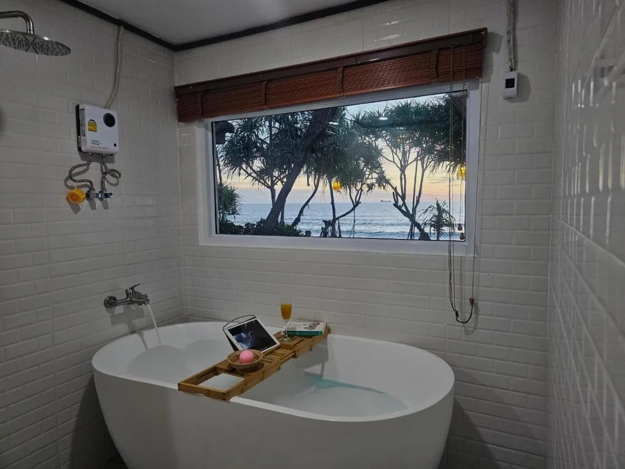 Bathroom in Lanta Nice Beach Resort - SHA Extra Plus