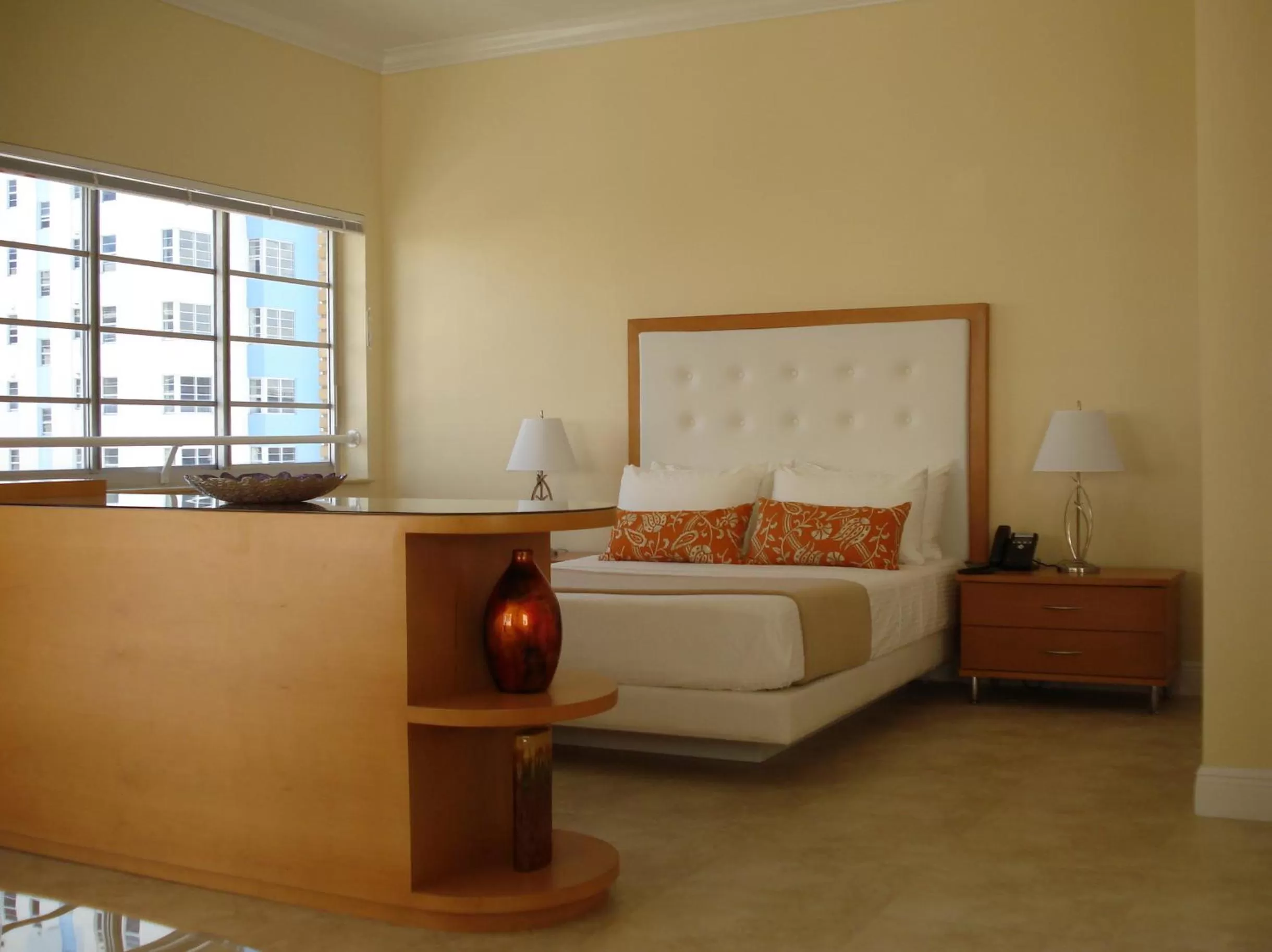 Bed in Westover Arms Hotel