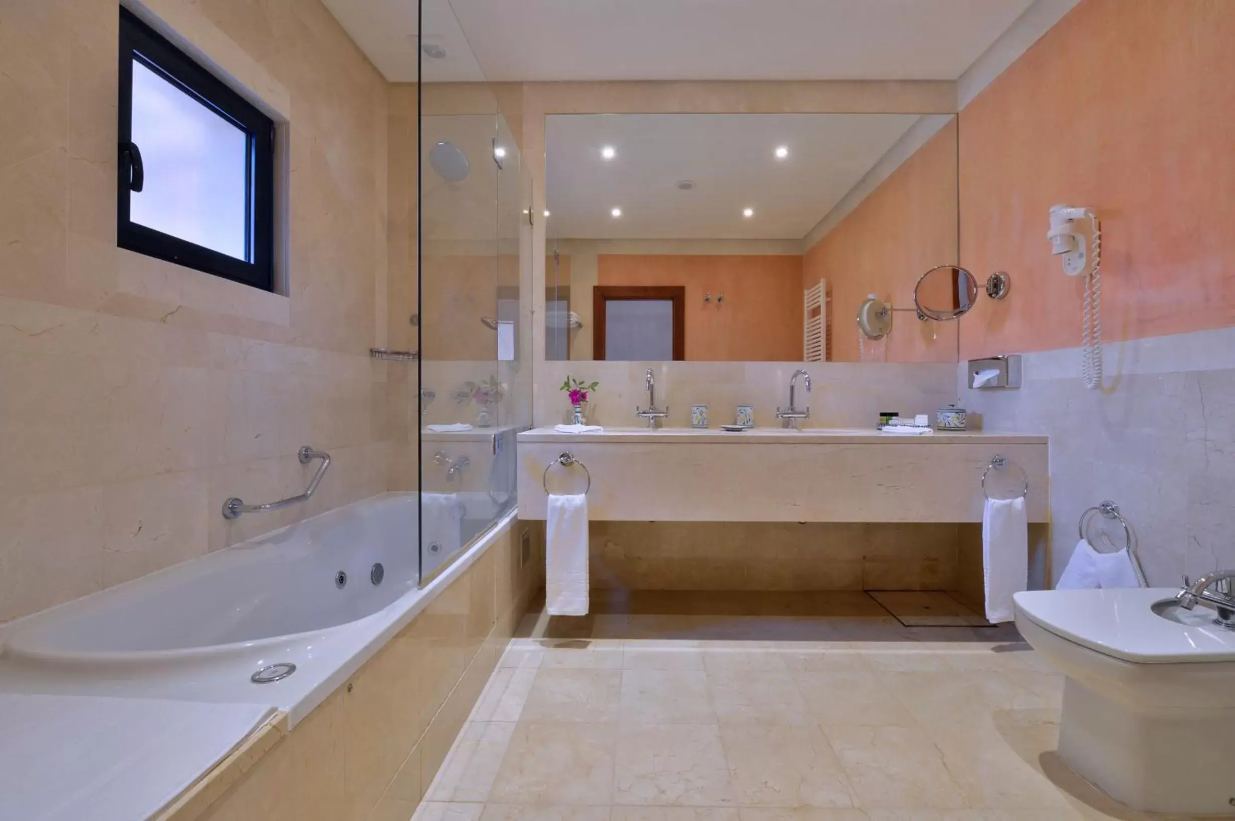 Bathroom in Pestana Vila Sol Golf & Resort Hotel