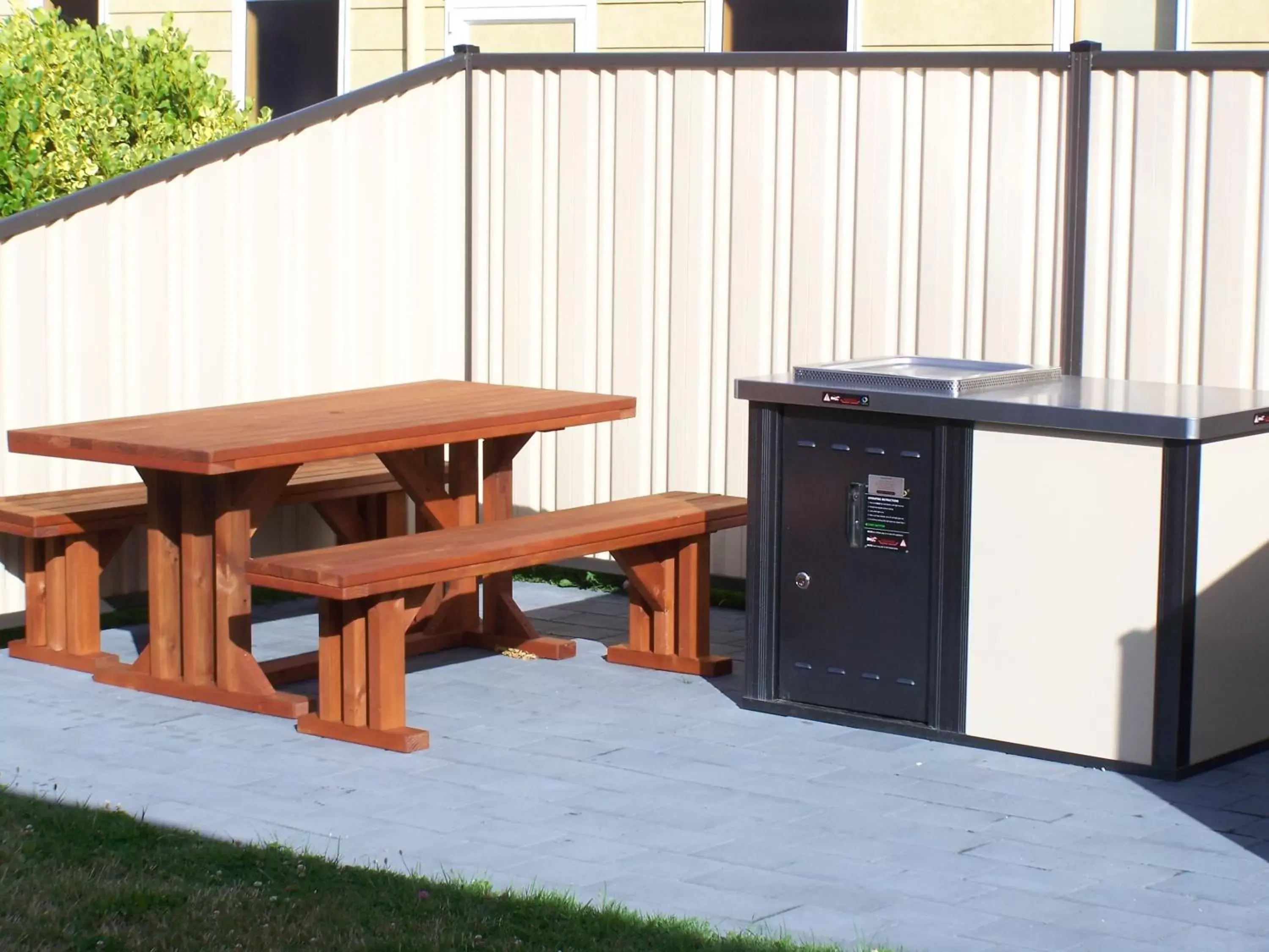 BBQ facilities in Parklands Motel