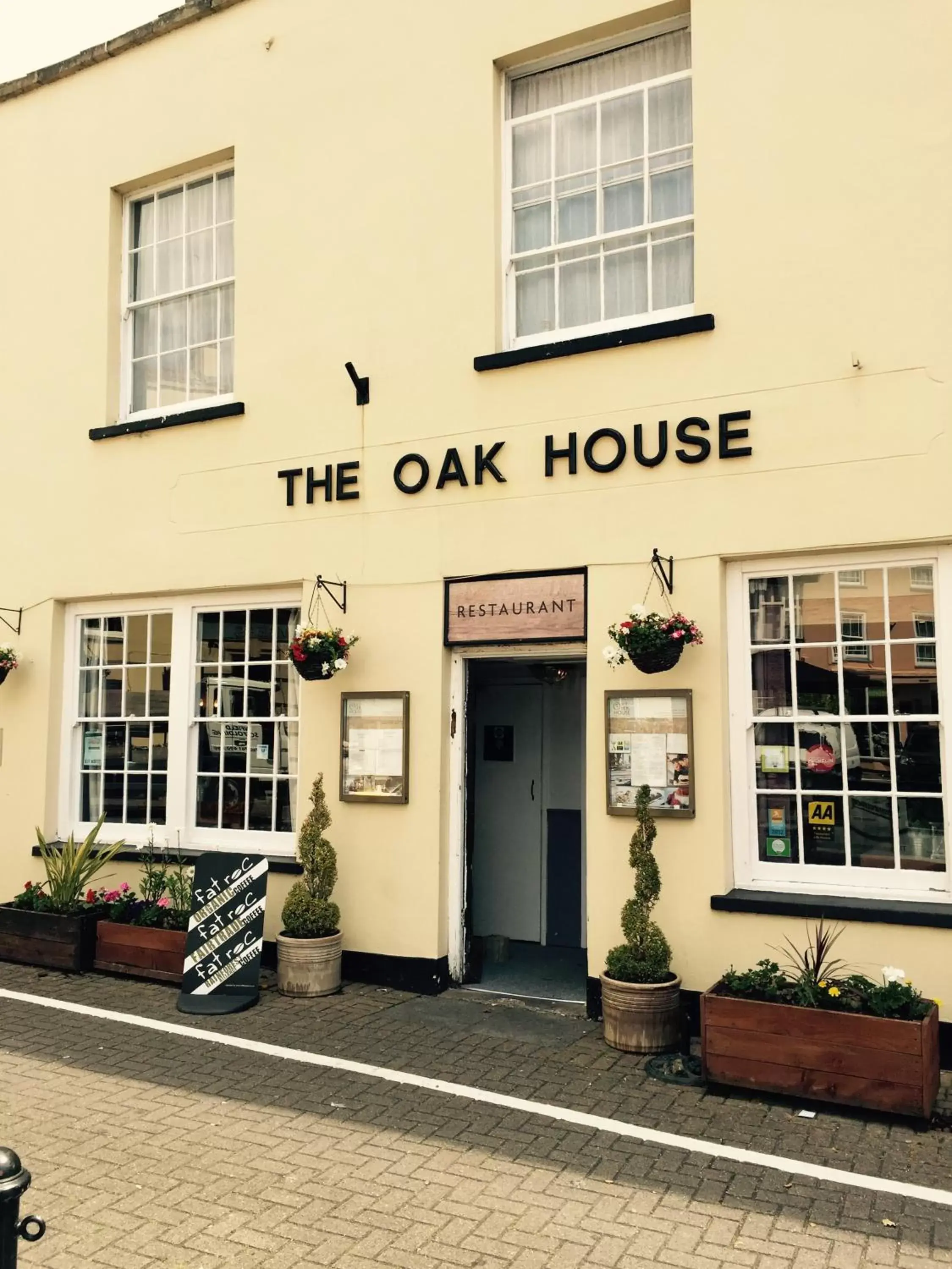 Facade/entrance in The Oak House Hotel