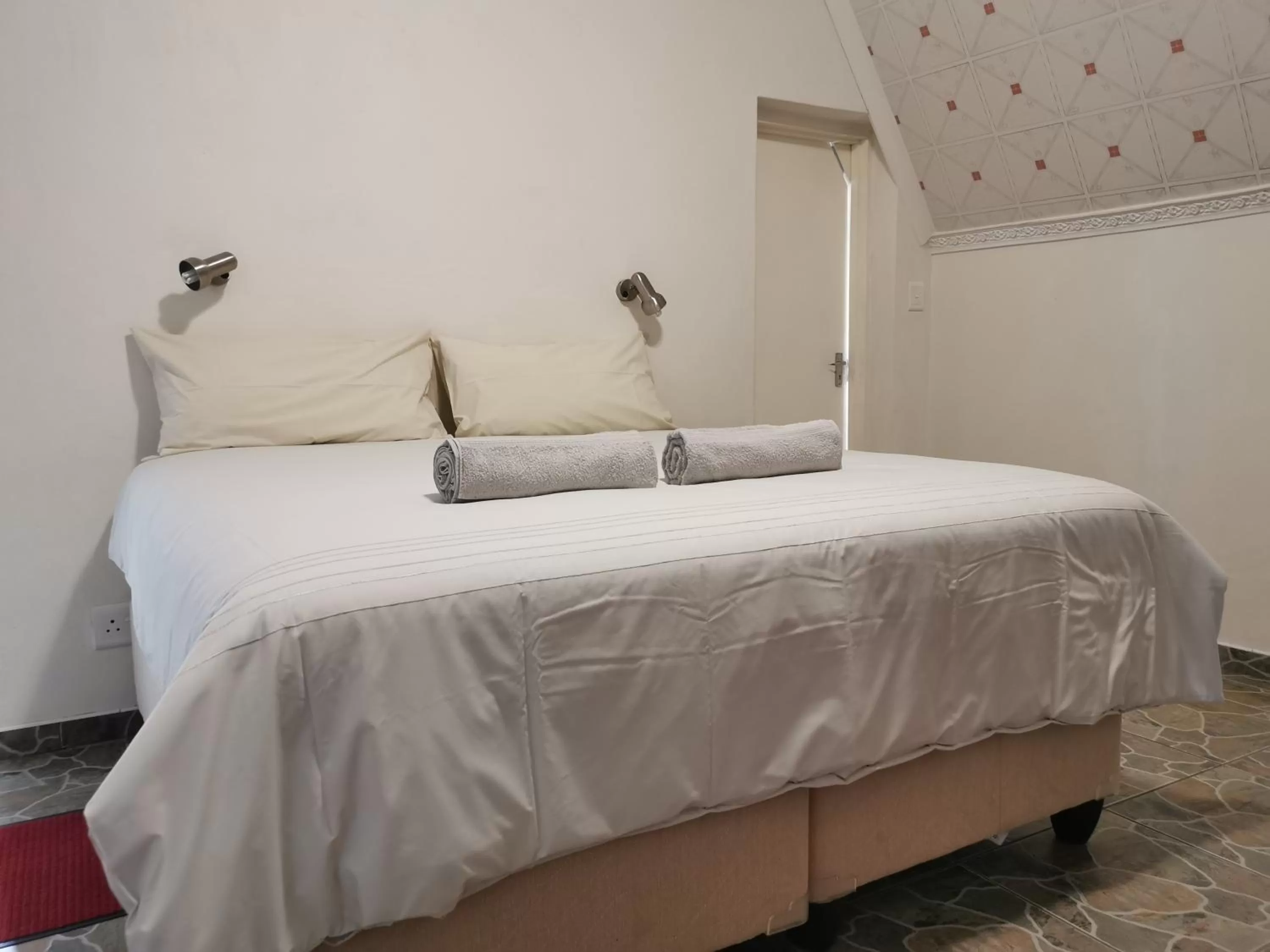 Bed in Happy Forest B&B