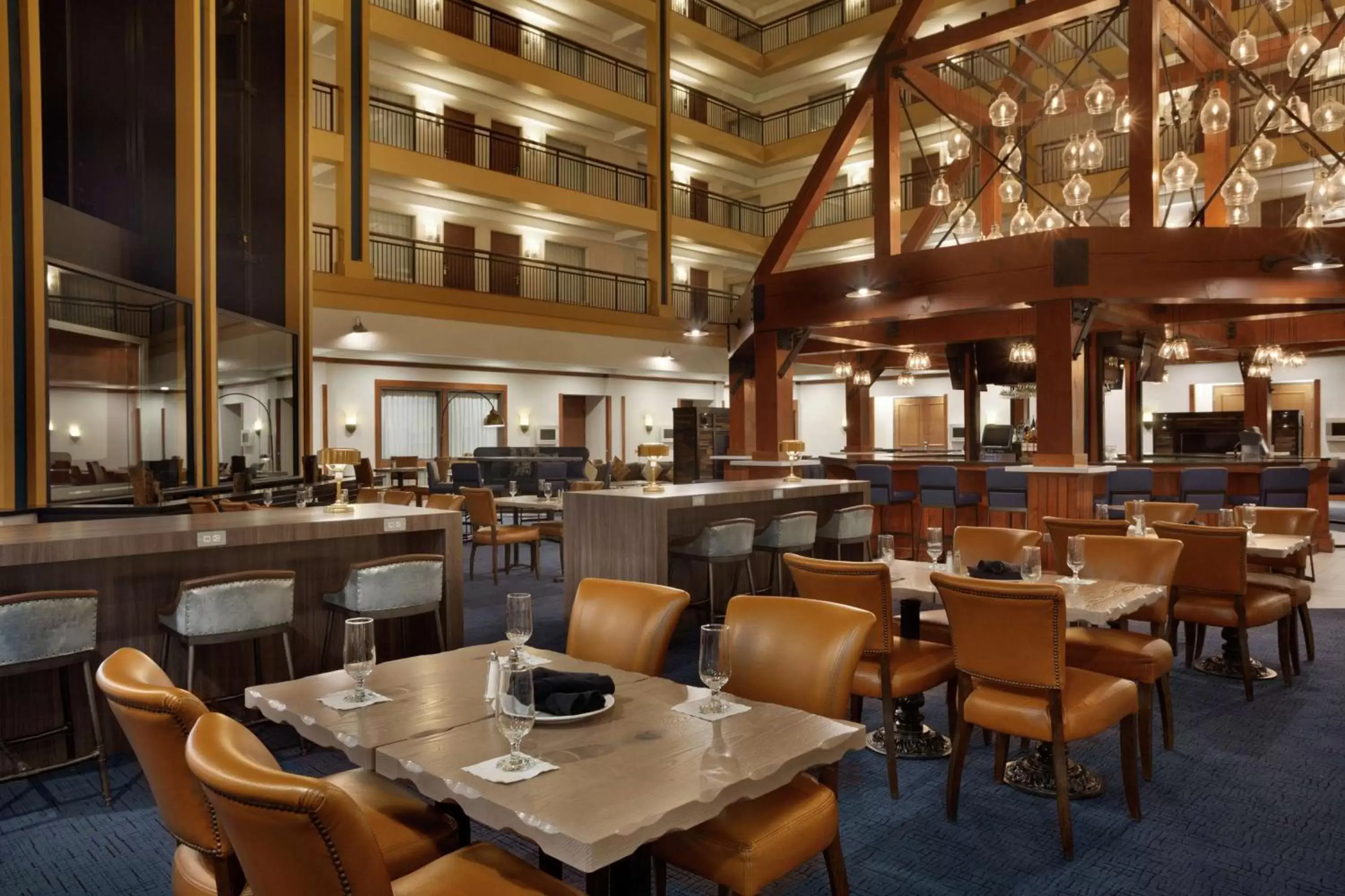 Restaurant/Places to Eat in Embassy Suites by Hilton Denver International Airport