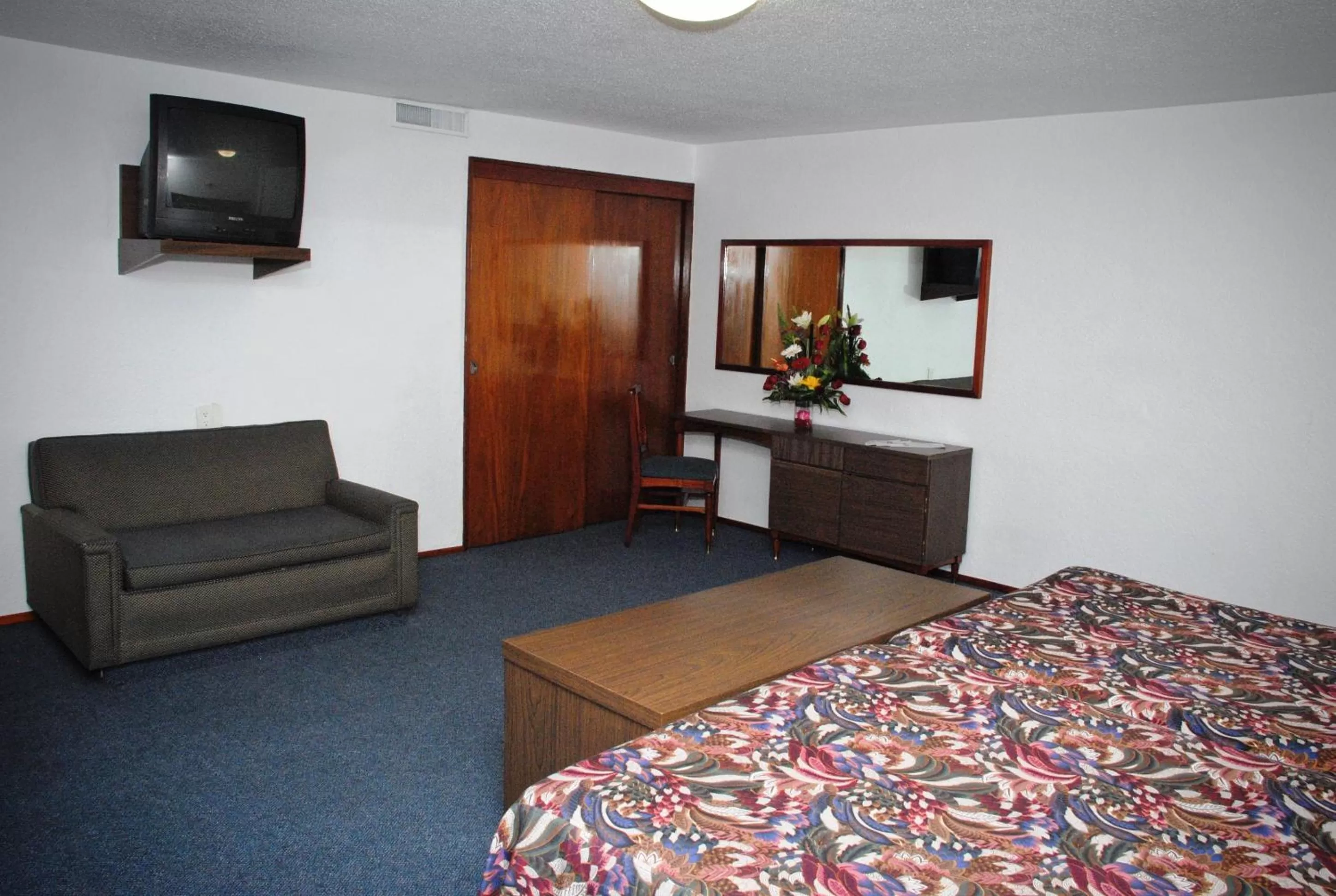 Photo of the whole room, Bed in Hotel Mallorca