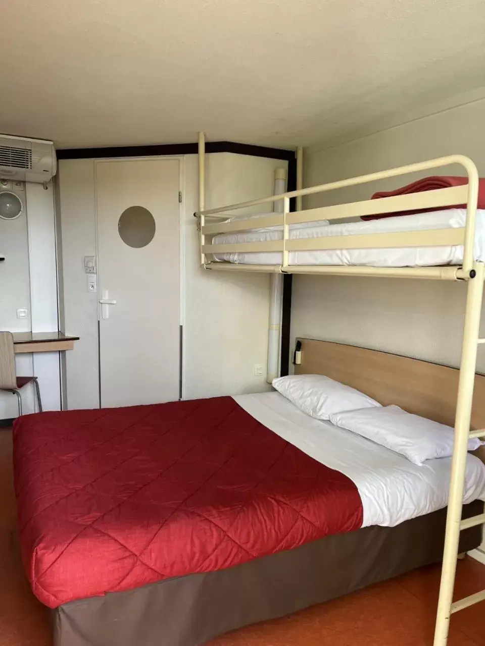 Bedroom, Bunk Bed in Première Classe Chateauroux - Saint Maur