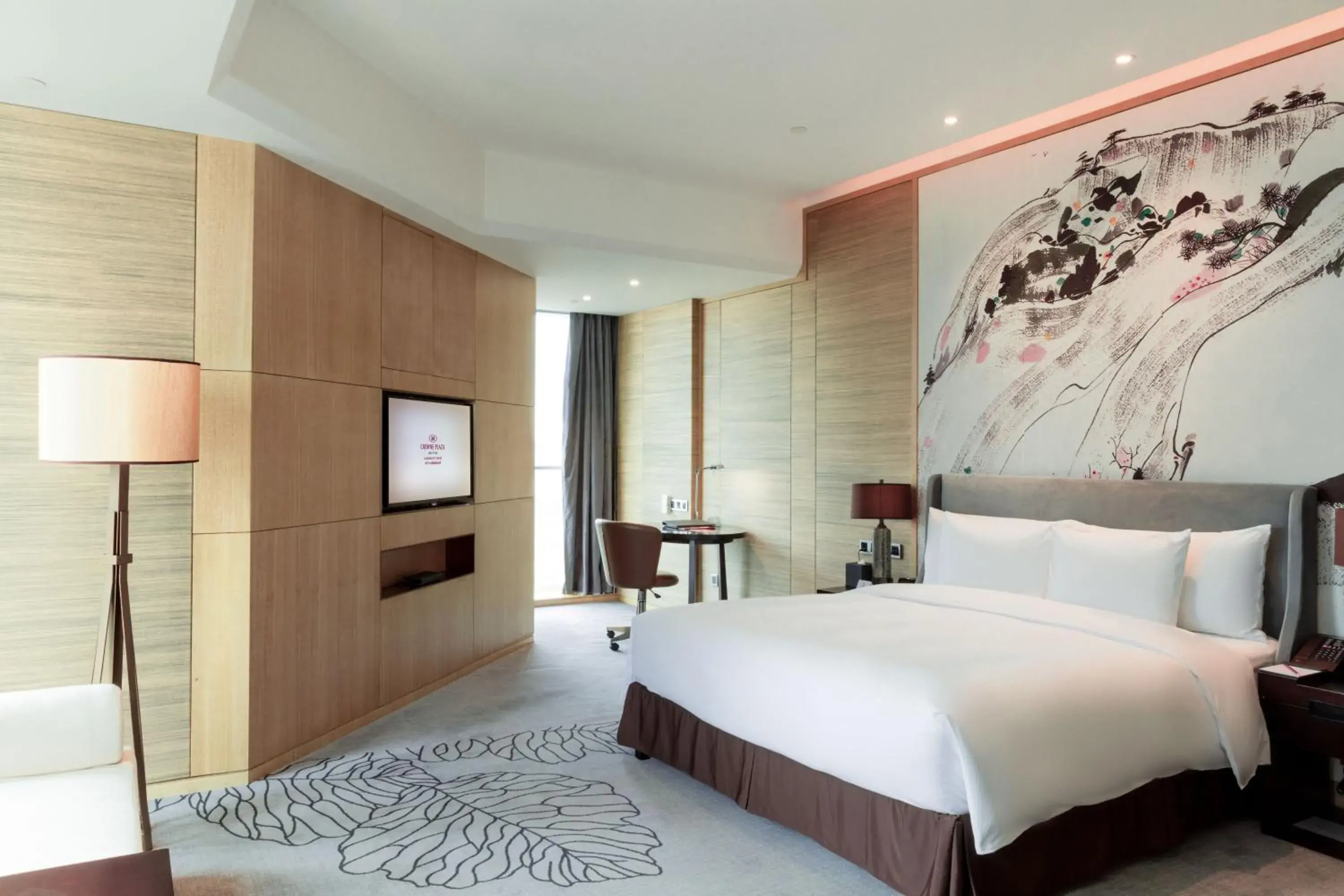 Photo of the whole room, Bed in Crowne Plaza Nanning City Center, an IHG Hotel