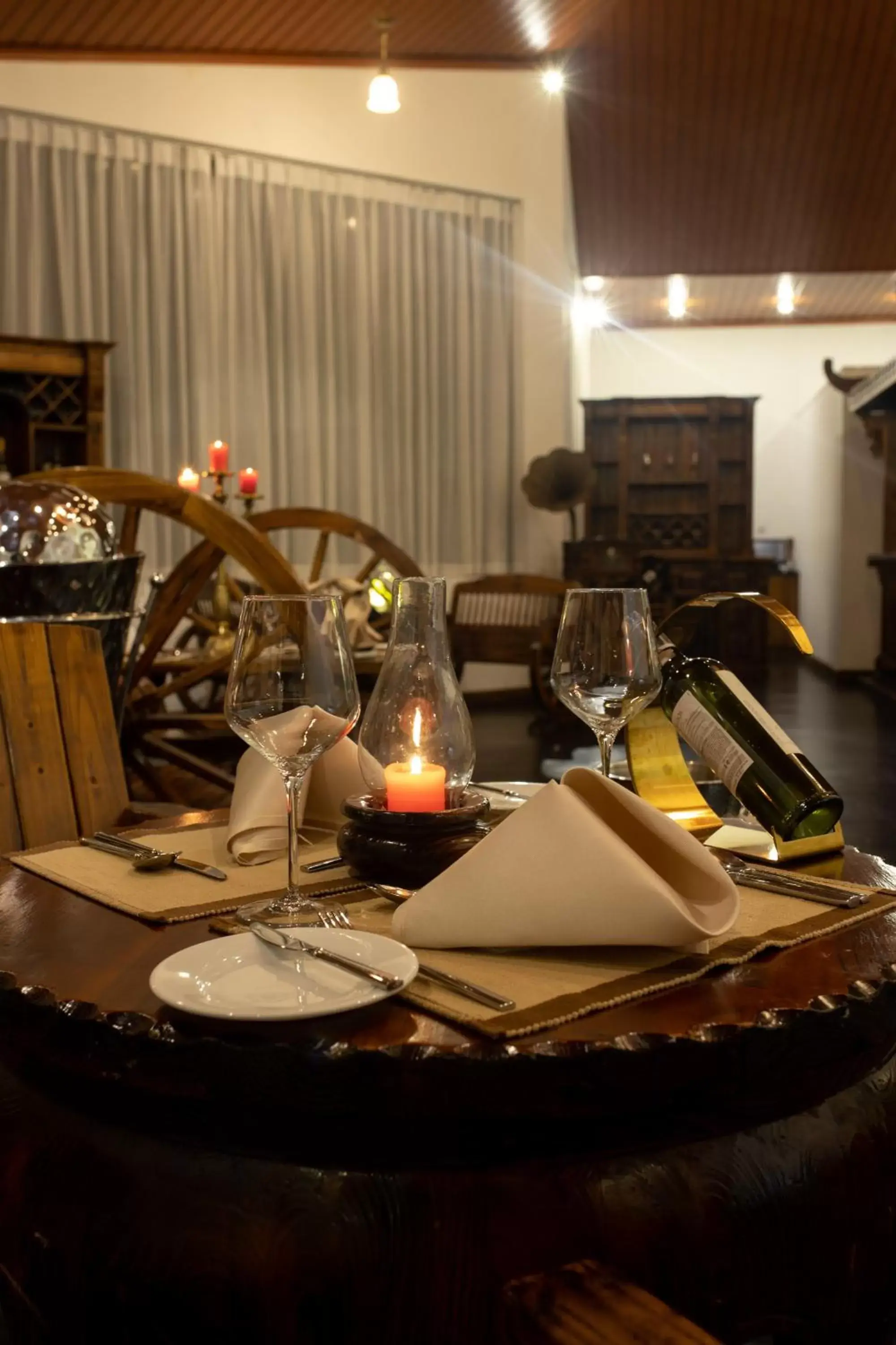 Dining area, Restaurant/Places to Eat in Araliya Green Hills Hotel