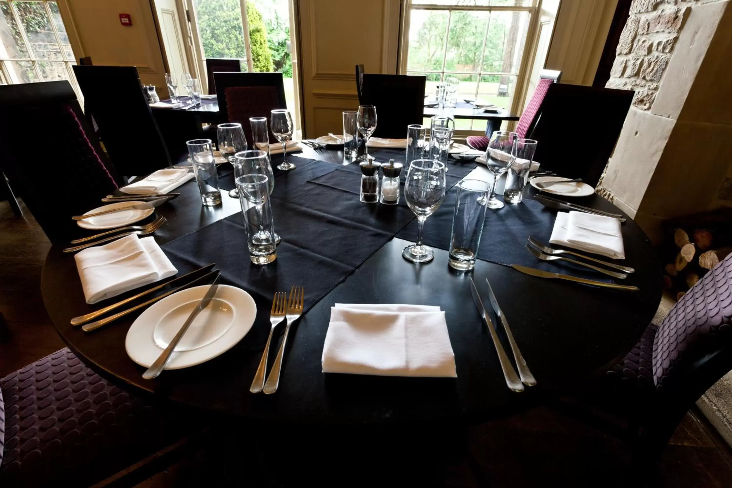 Restaurant/Places to Eat in Best Western Plus Sheffield Mosborough Hall Hotel