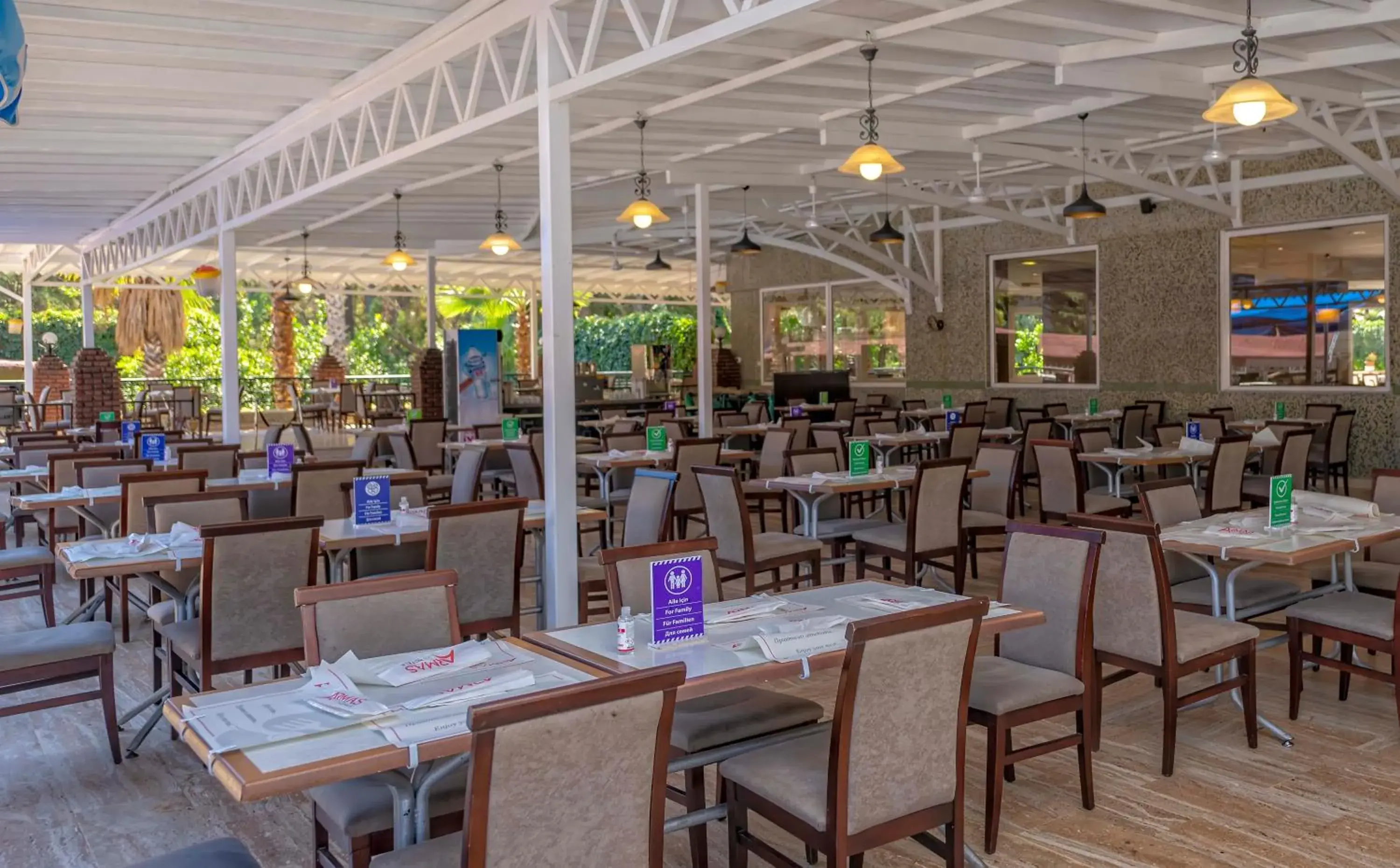 Patio, Restaurant/Places to Eat in Armas Kaplan Paradise