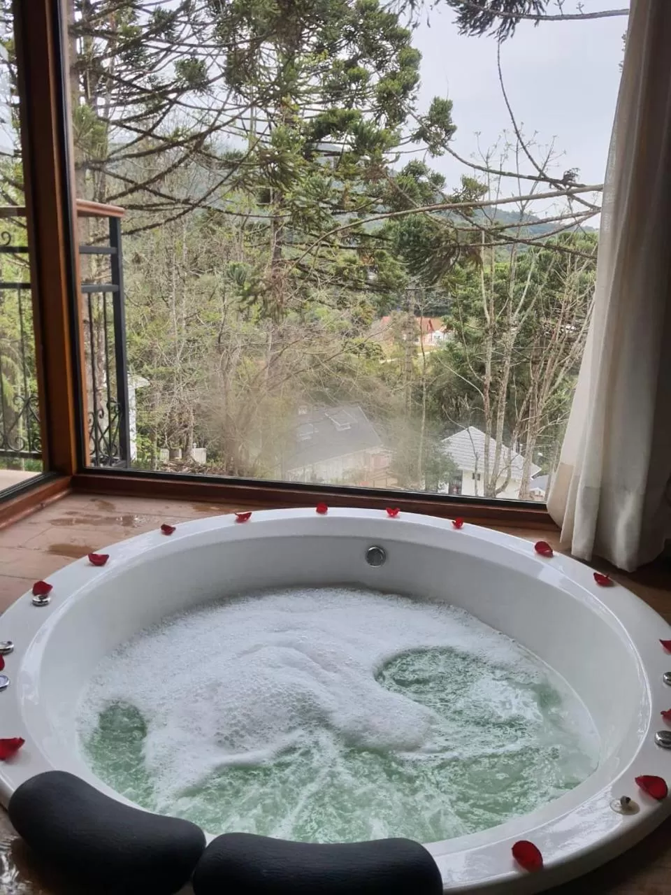 Hot Tub in POUSADA GRESSONEY MOUNTAIN
