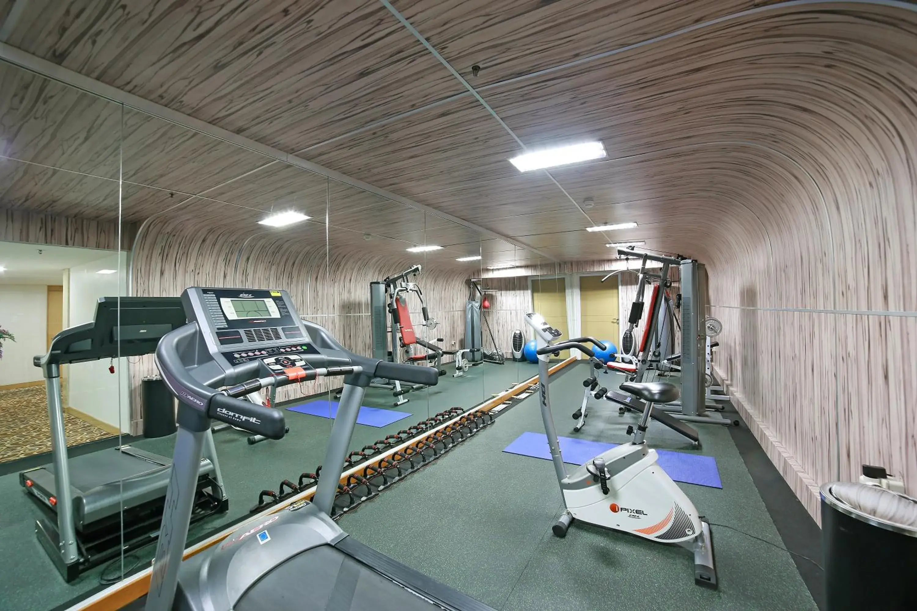 Fitness centre/facilities, Fitness Center/Facilities in All Sedayu Hotel Kelapa Gading