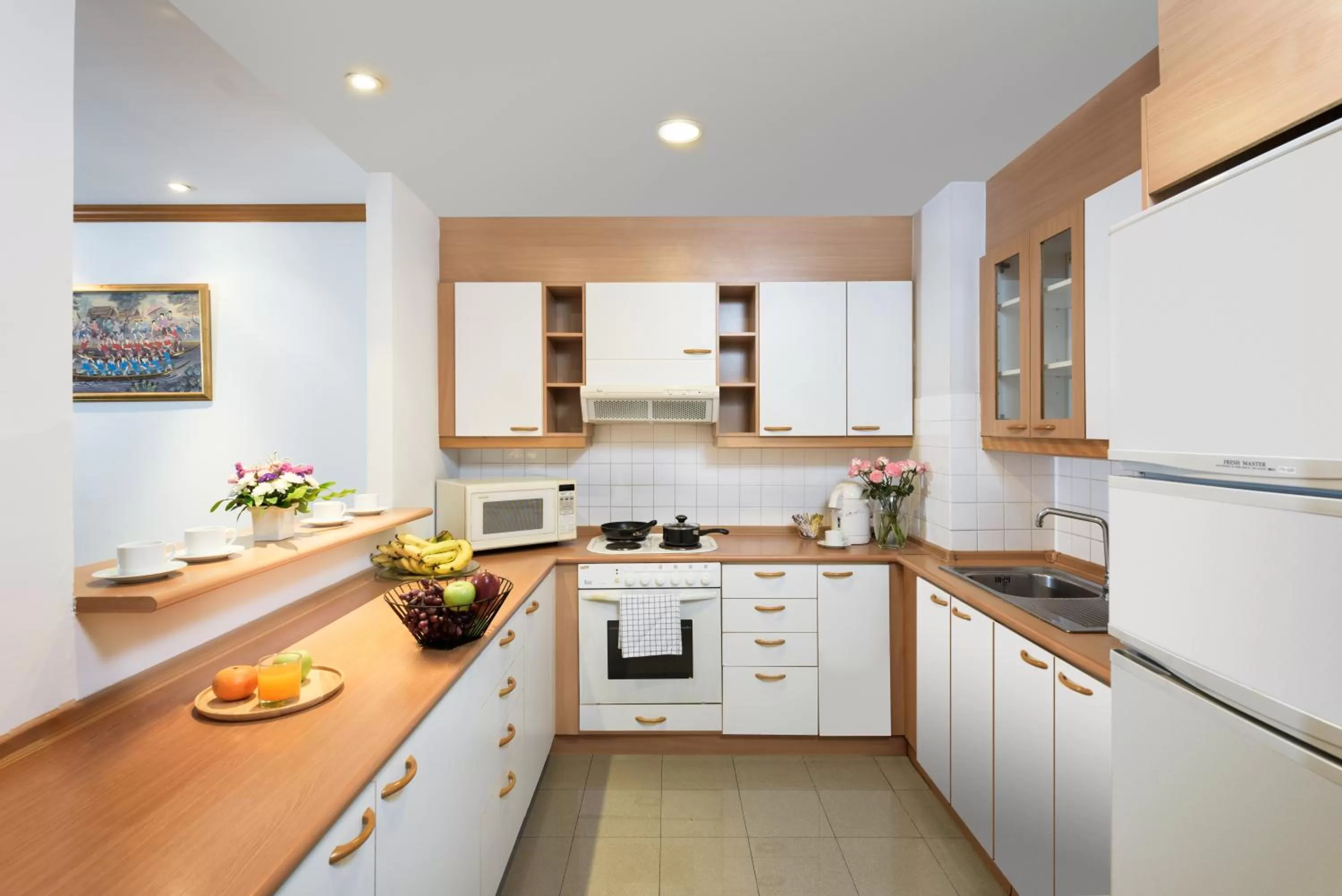 Coffee/tea facilities in Riverine Place Hotel and Residence