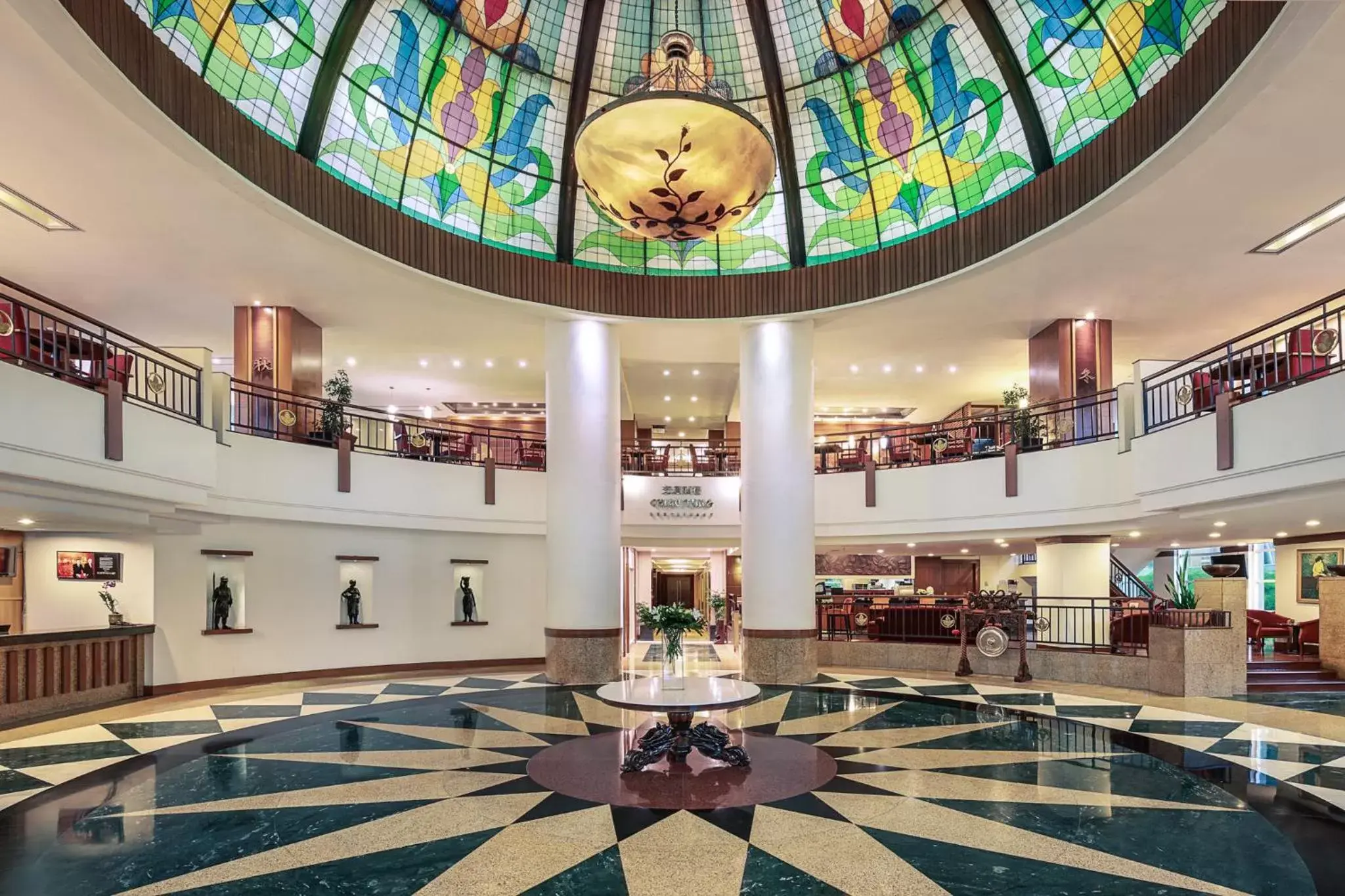 Lobby or reception in Mercure Jakarta Kota Lobby or reception in Mercure Jakarta Kota