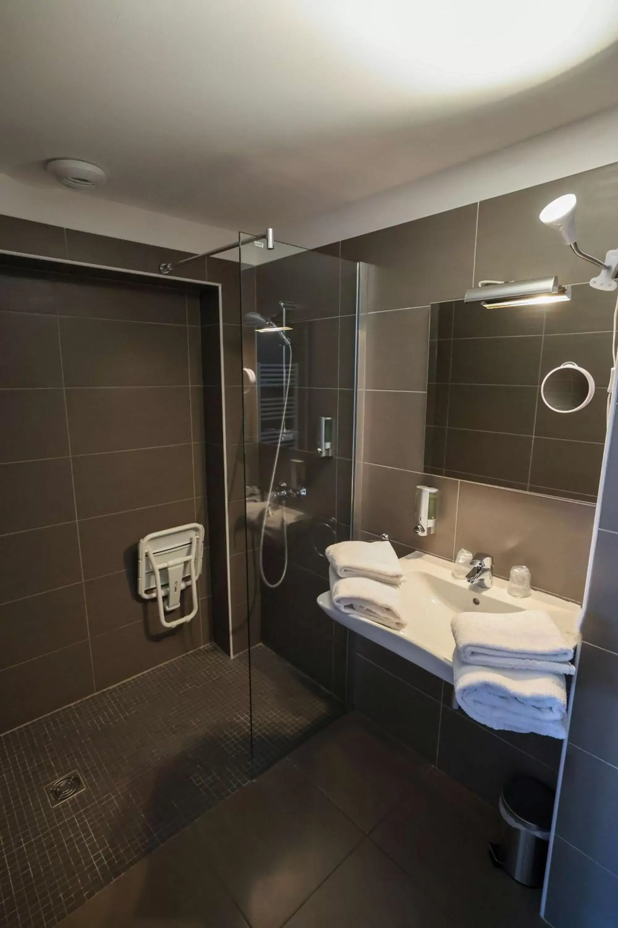 Bedroom, Bathroom in Best Western Hotel Casa Bianca
