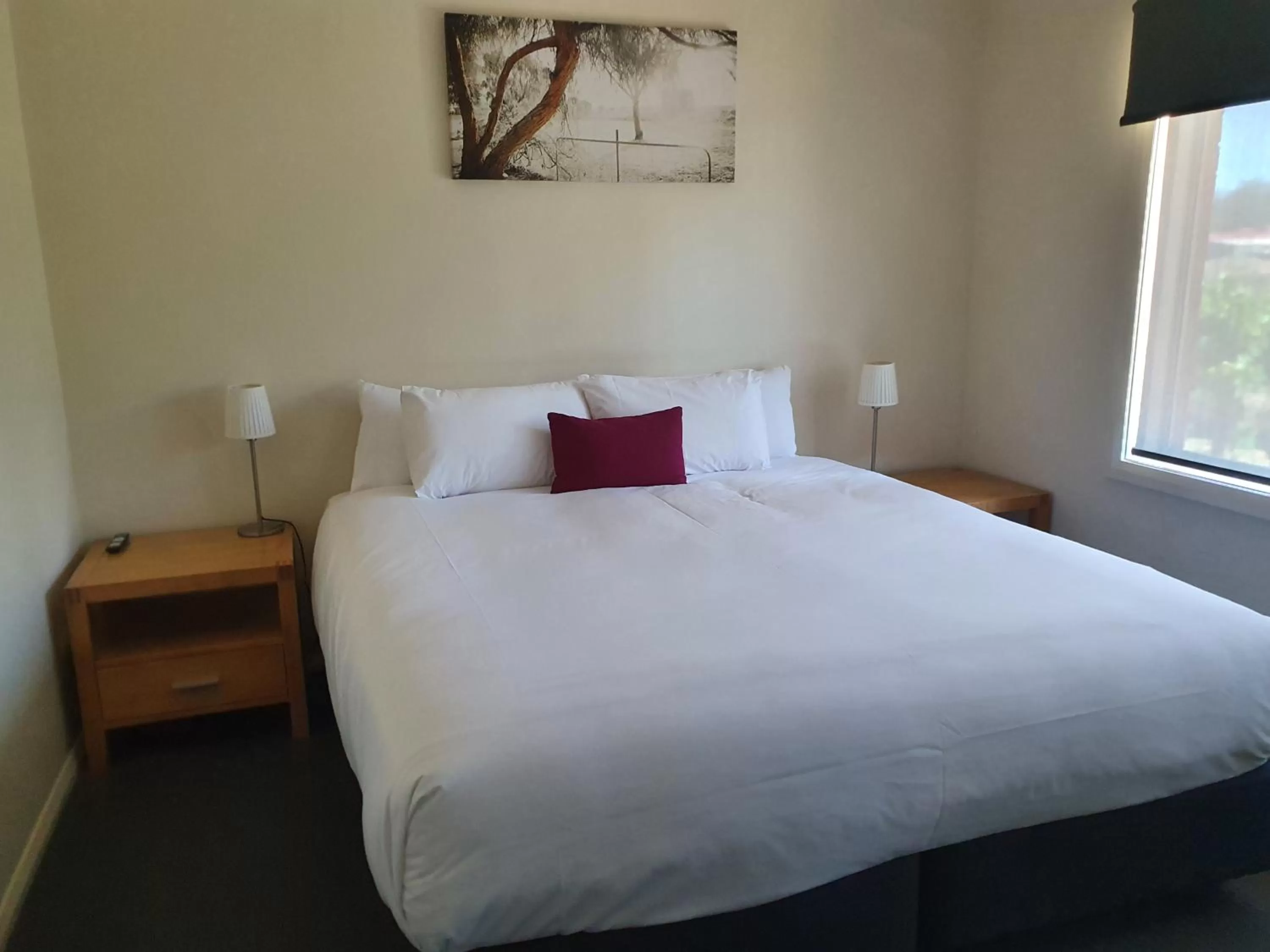 Bed in Comfort Inn Bishops Lodge