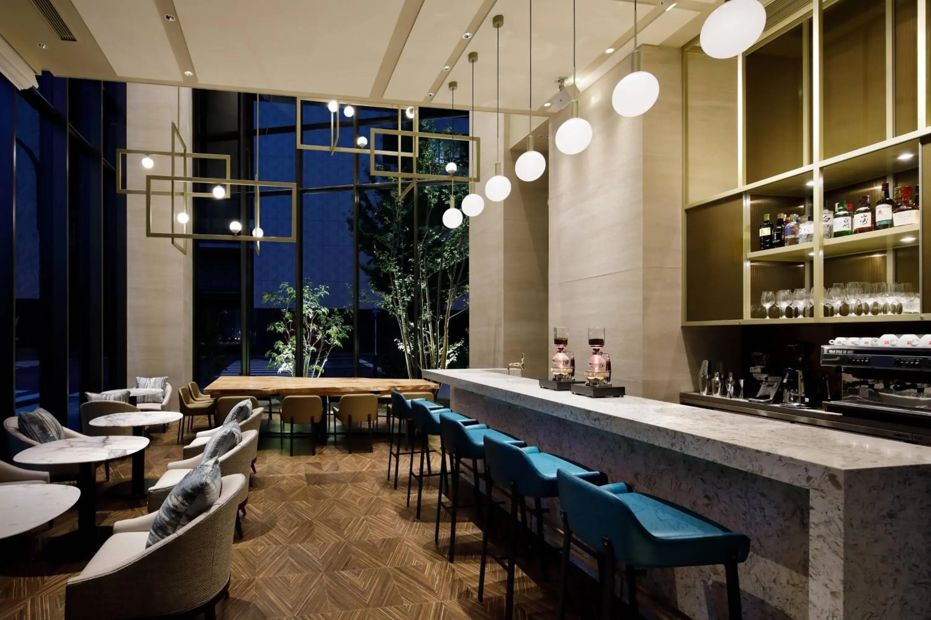 Lounge or bar, Lounge/Bar in Courtyard by Marriott Osaka Honmachi