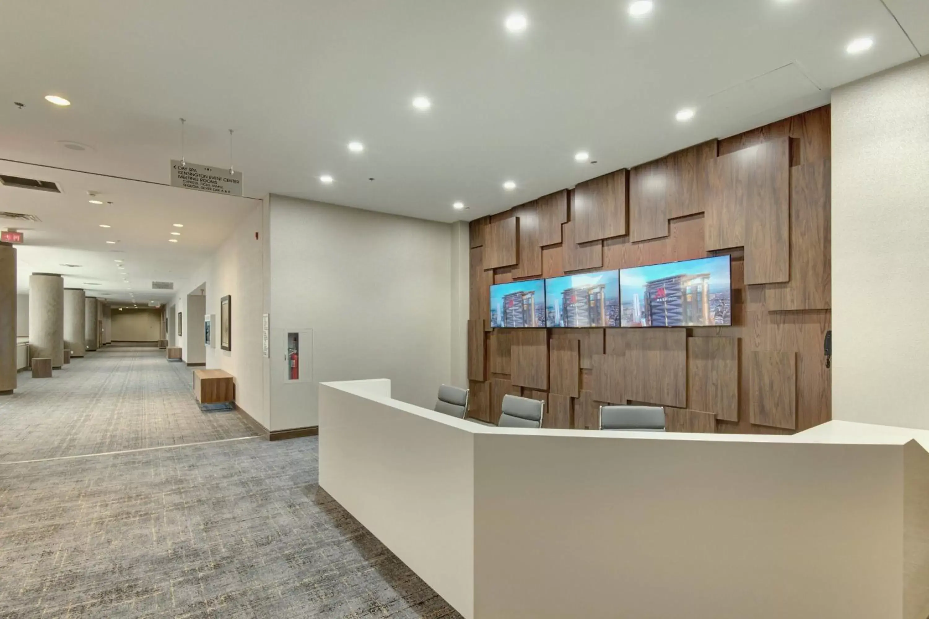 Meeting/conference room, Lobby/Reception in Tulsa Marriott Southern Hills