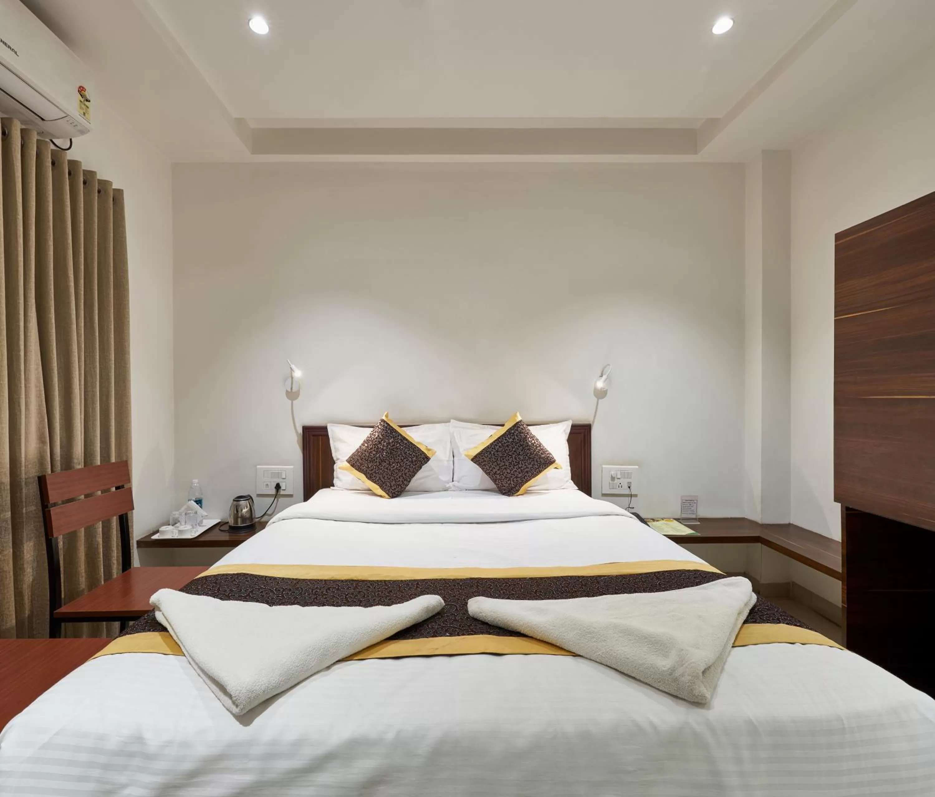 Bed in Hotel Fortune Inn