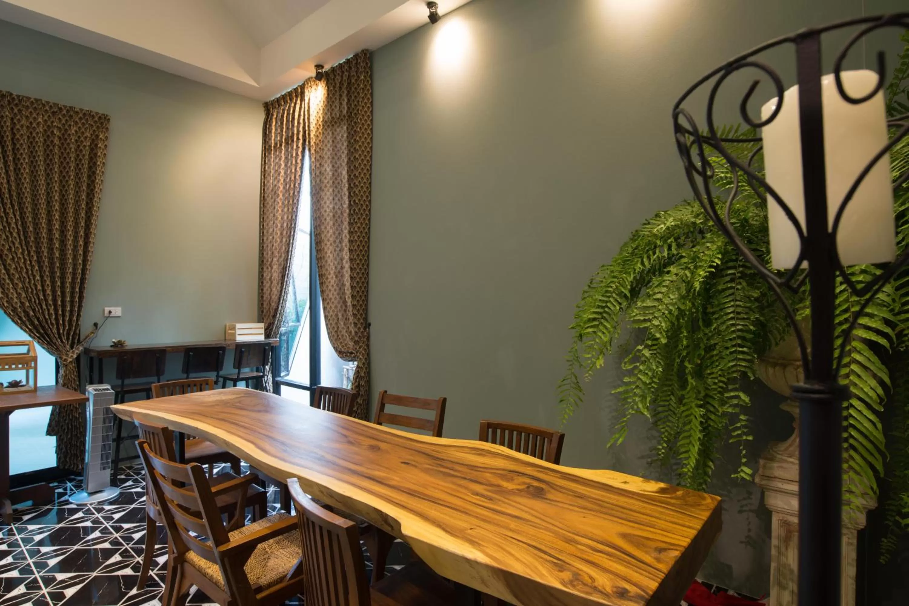 Property building in Sri Ngachang