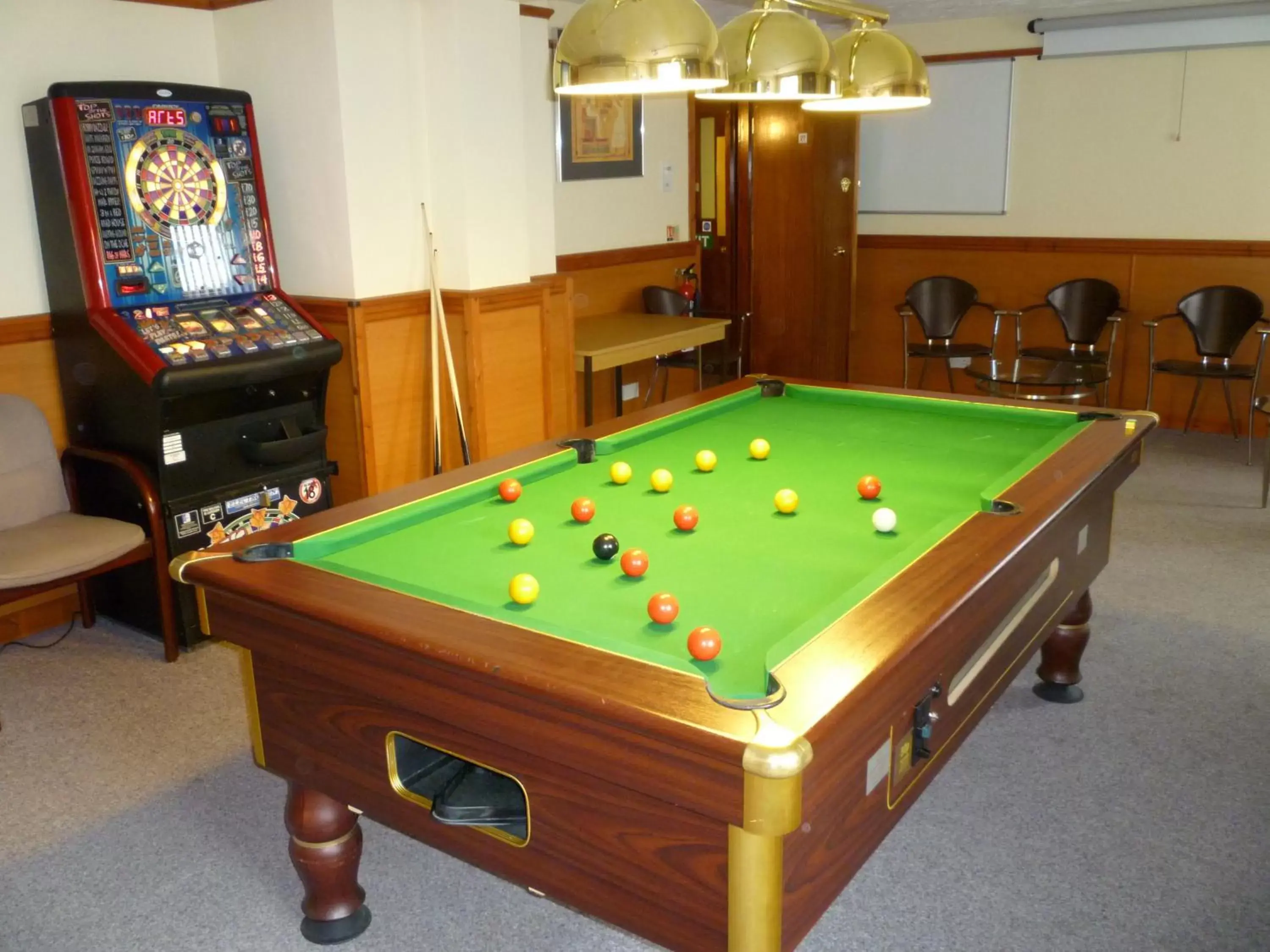 Billiard, Billiards in Redwings Lodge Sawtry Huntington