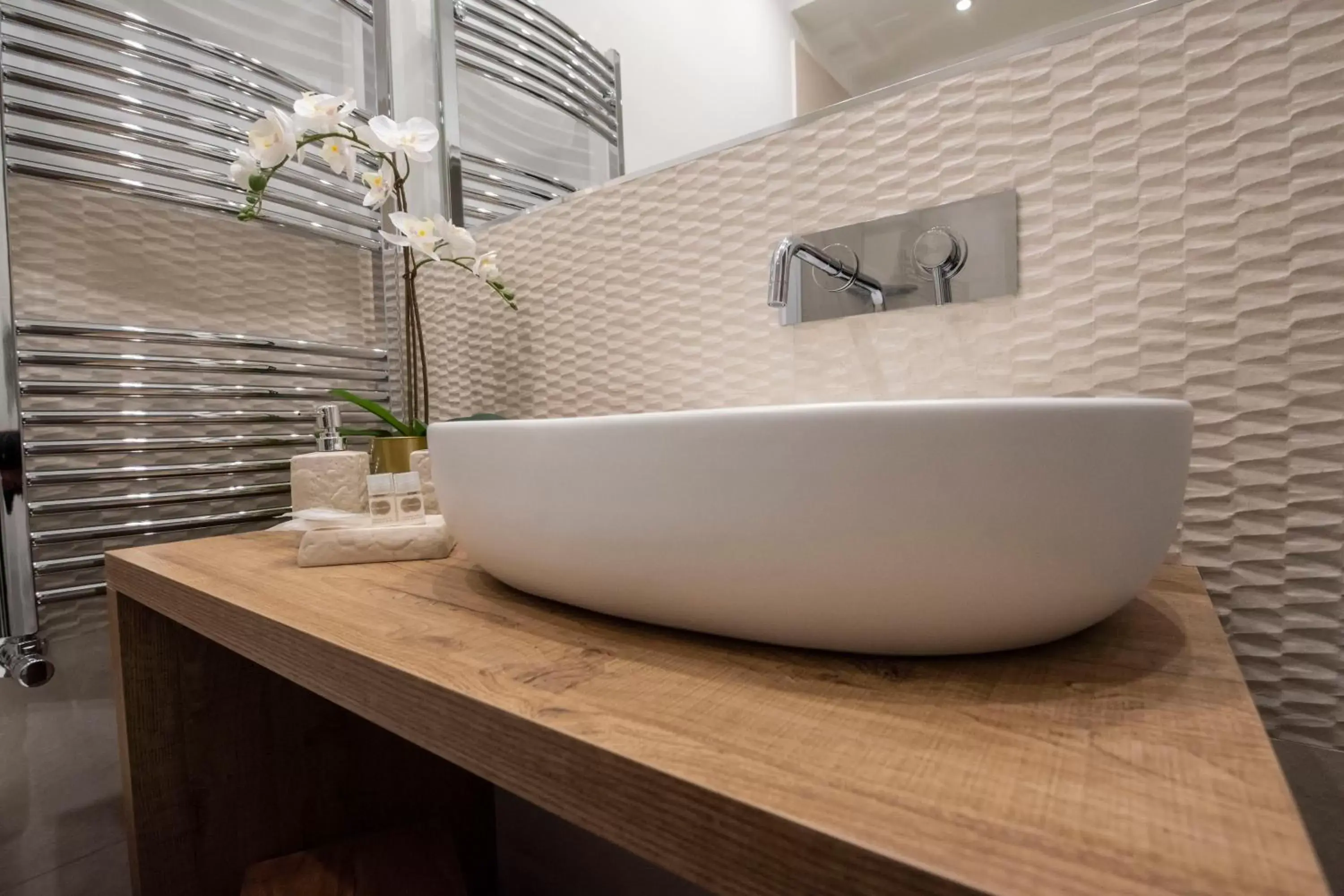 Bathroom in Fervore Luxury Rooms