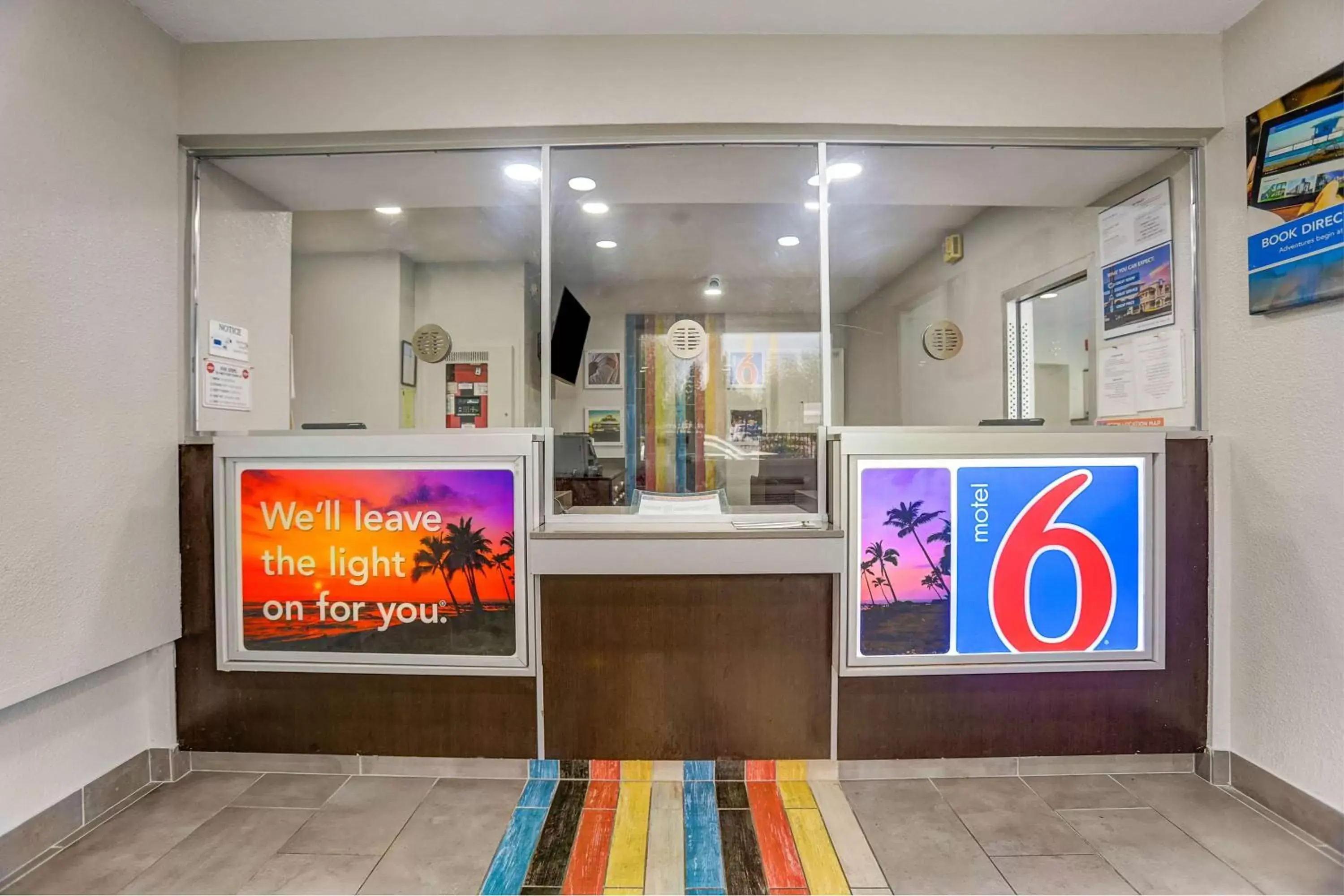 Lobby or reception in Motel 6-San Bernardino, CA - South Lobby or reception in Motel 6-San Bernardino, CA - South